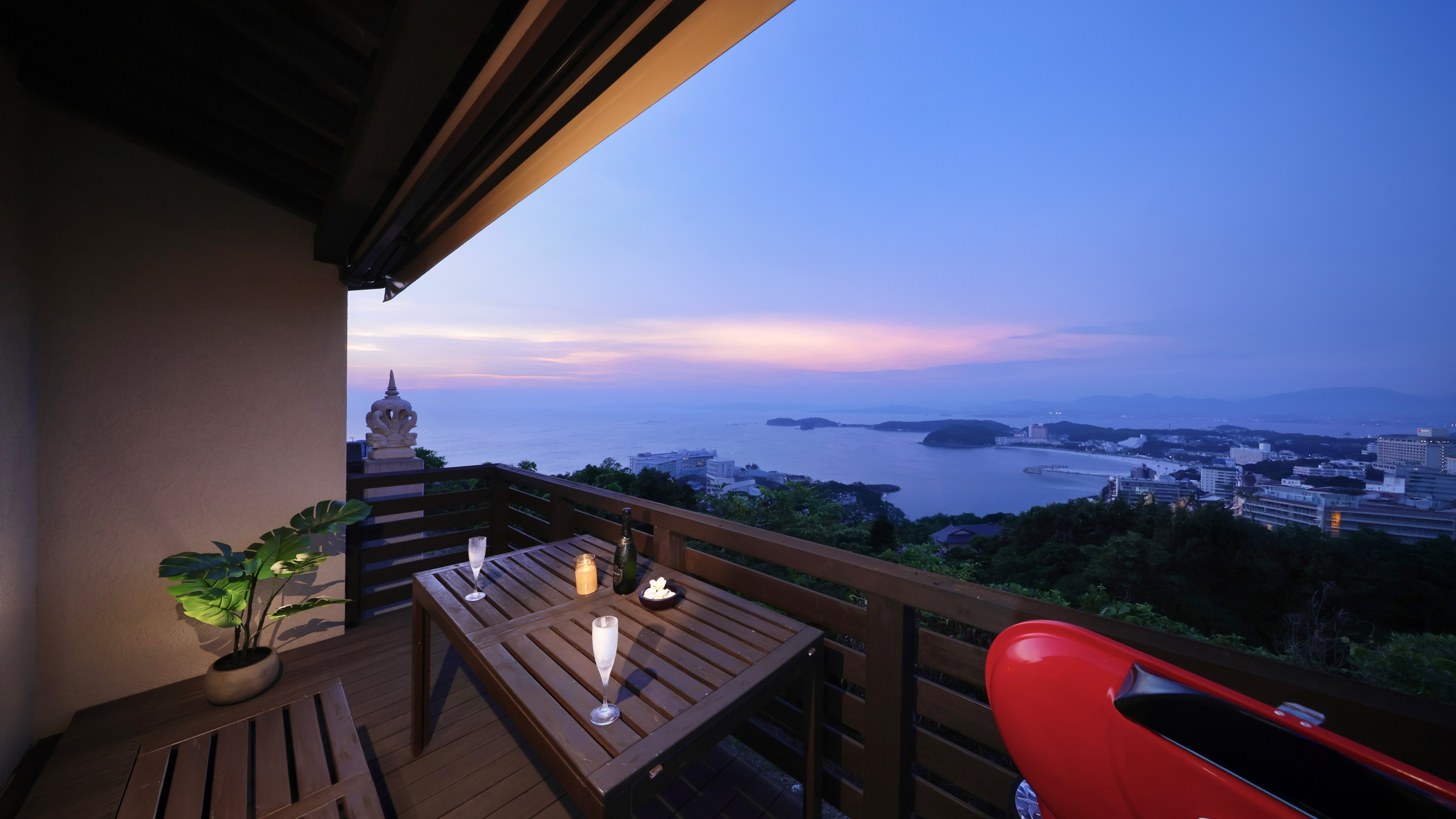 B棟　スカルトルーム_4名定員(最大5名)【プール＆バレルサウナ＆天然温泉付】