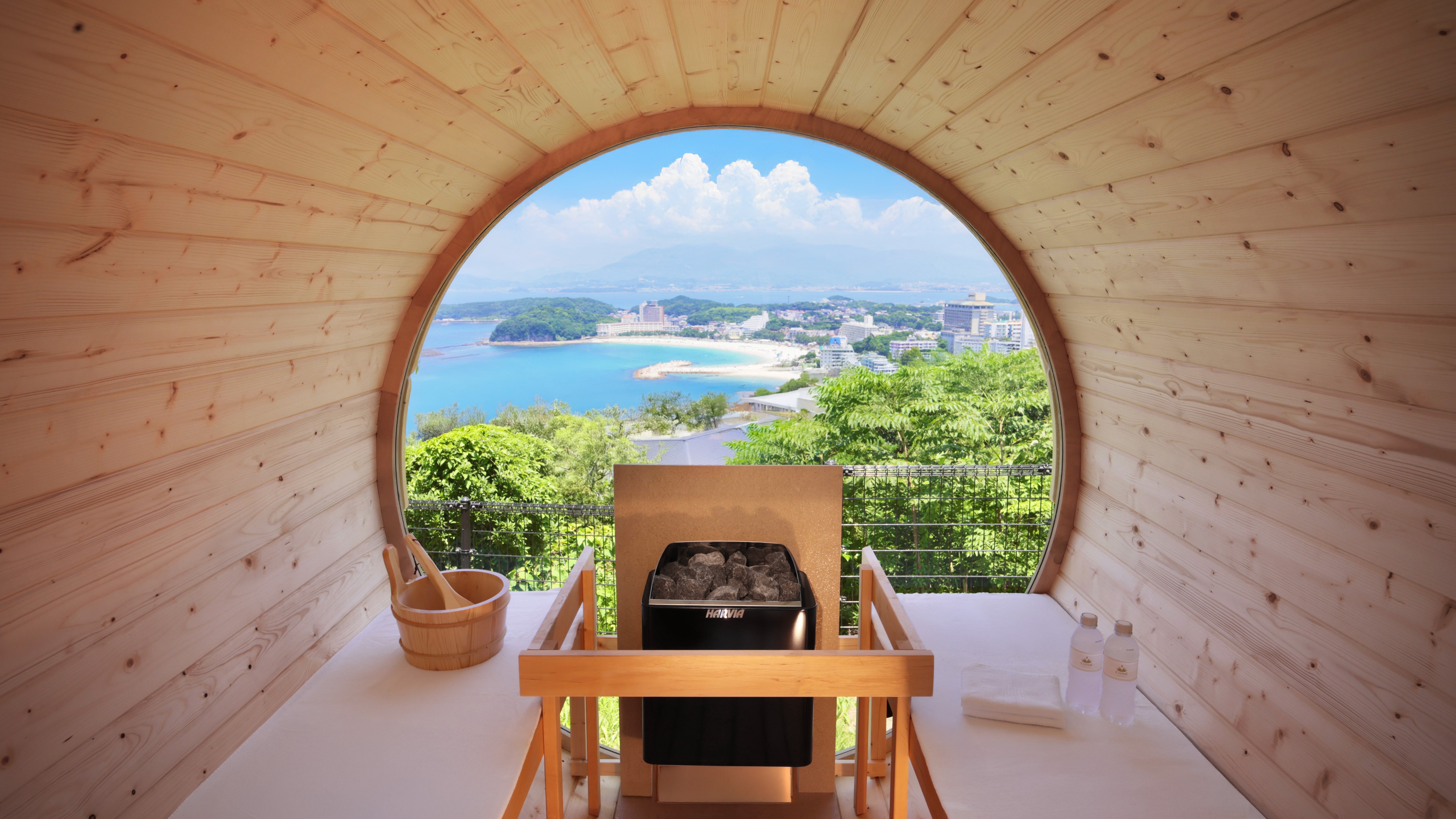 C棟　バグースルーム_10名定員【プロジェクター＆プール＆バレルサウナ＆天然温泉付】