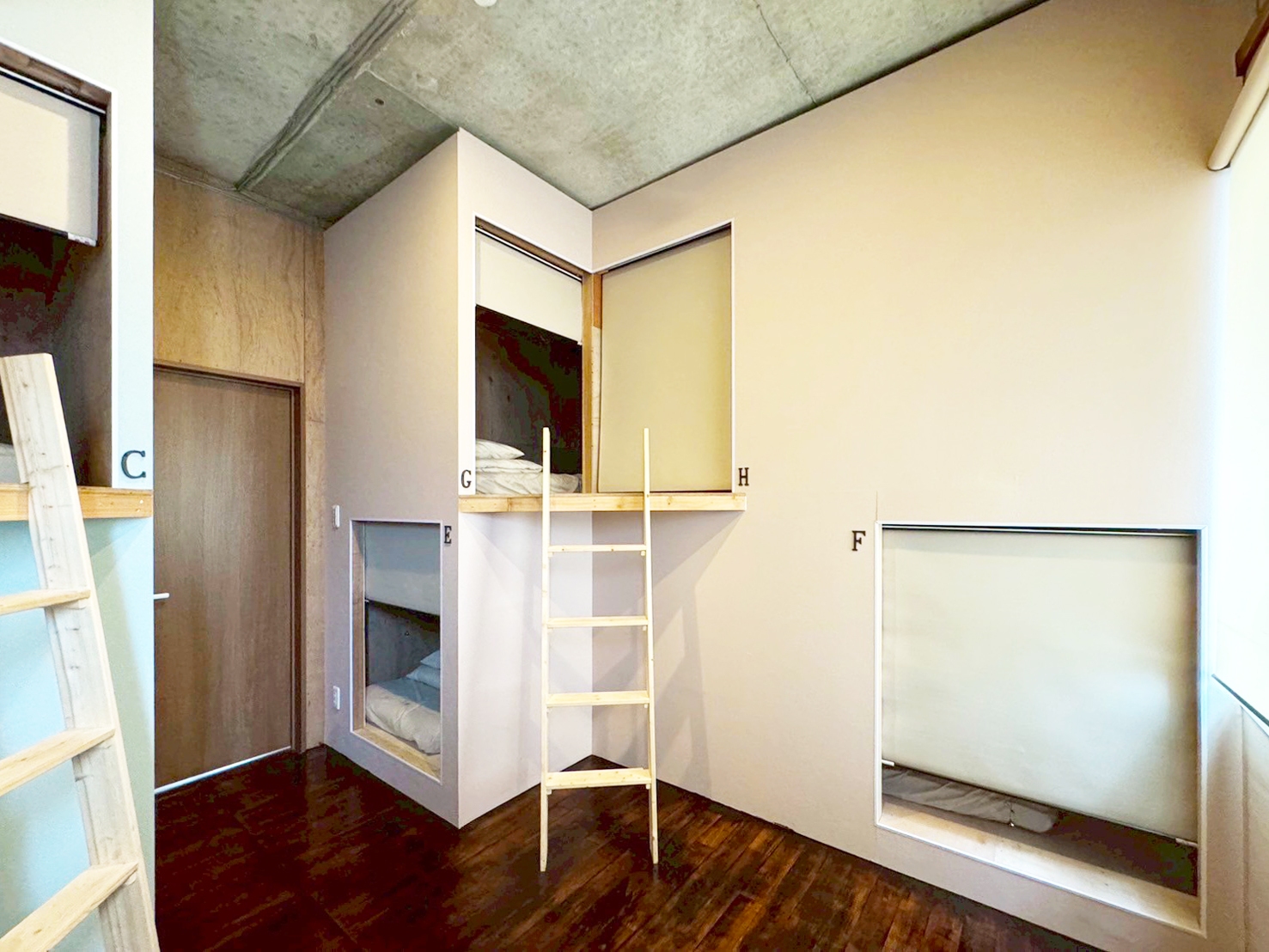 女性専用ドミトリー