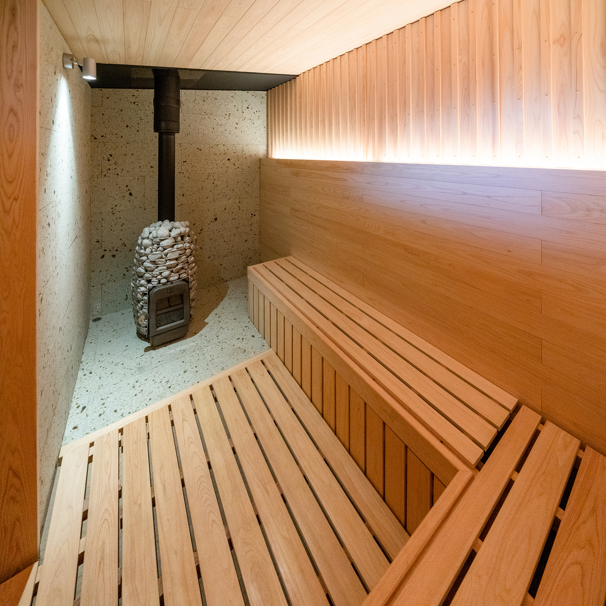 お一人様でも、複数の仲間たちともご利用いただけます。