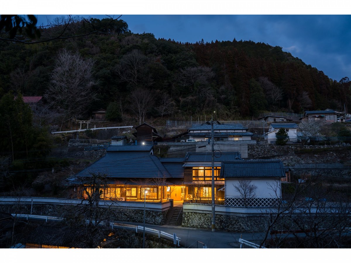 日本の原風景を感じられる環境ながら、快適な滞在ができる魅力があります。