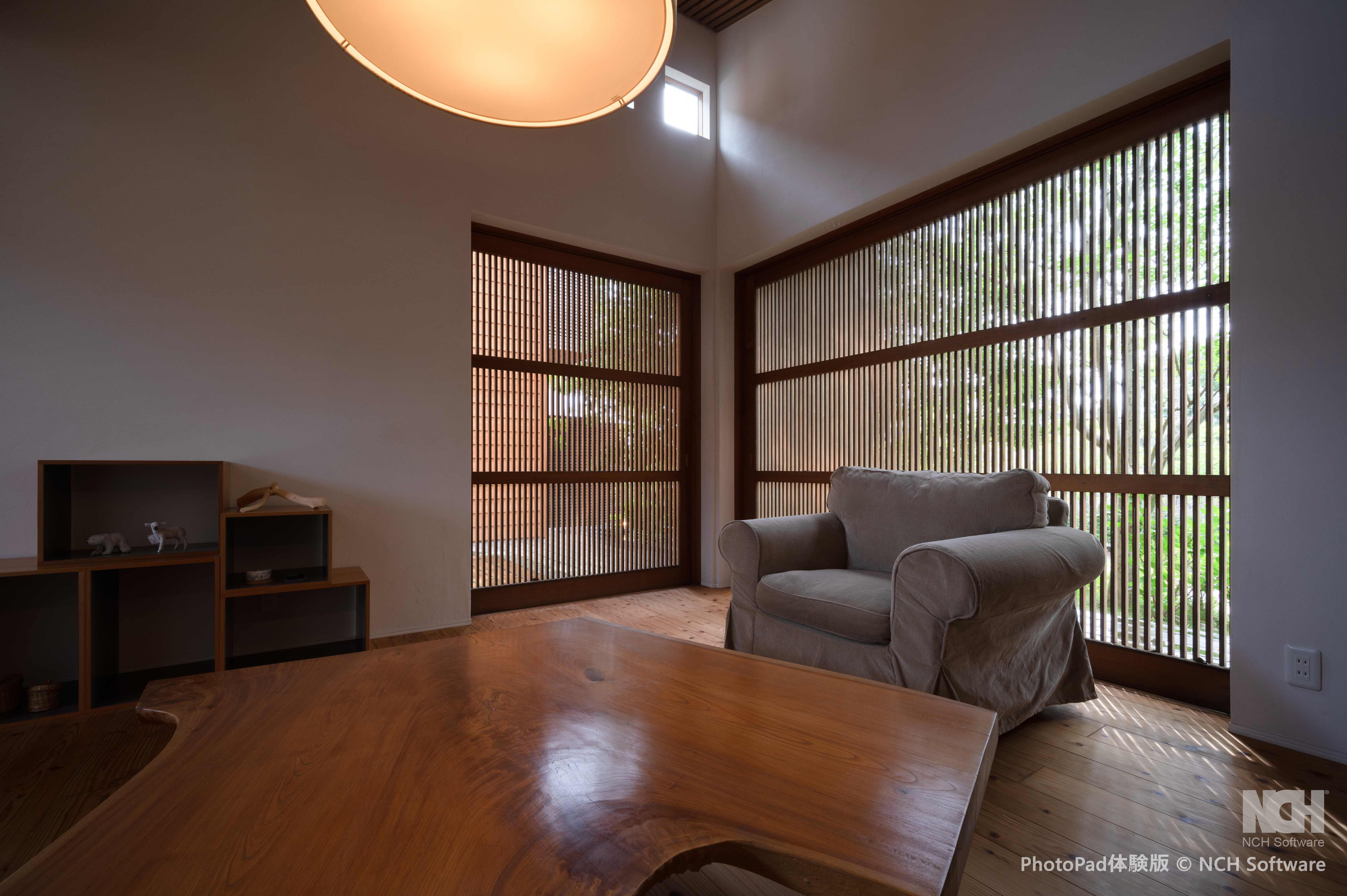 リビング2　※自然素材に包まれたくつろぎの空間です。