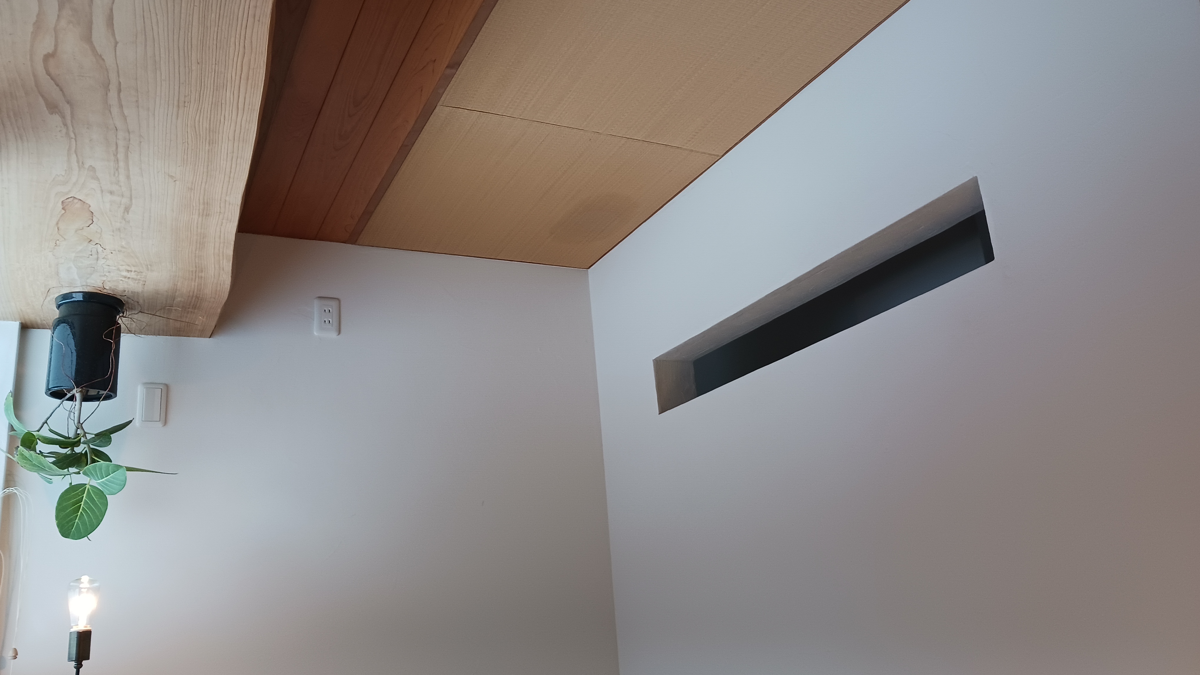 書斎2　※お仕事や読書など、お一人様でごゆっくりとお過ごしいただけます。