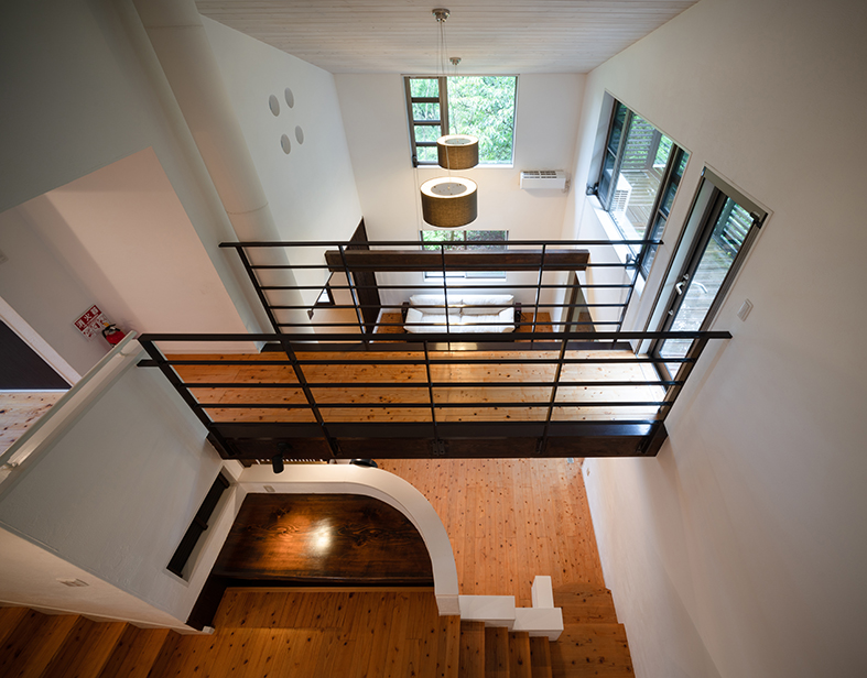 館内2　最上階のトリプルルームからの眺め