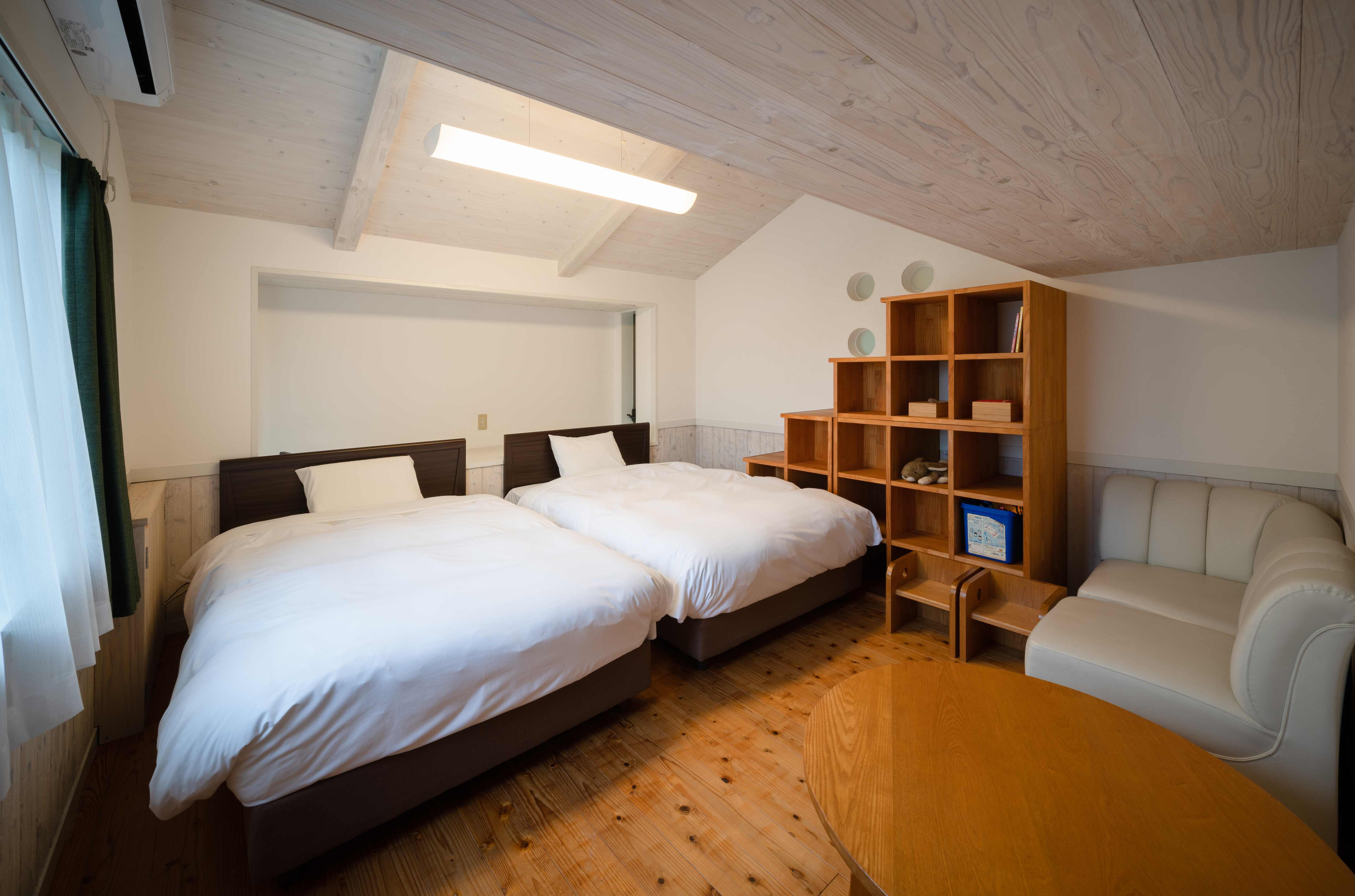 ２階ツインルーム（ロフト付）