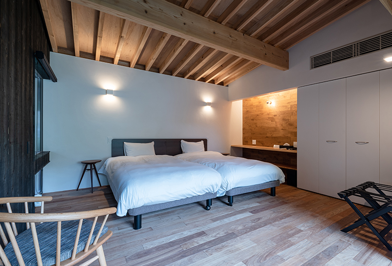 エントランス　寝室　２名様でお休みいただけます。