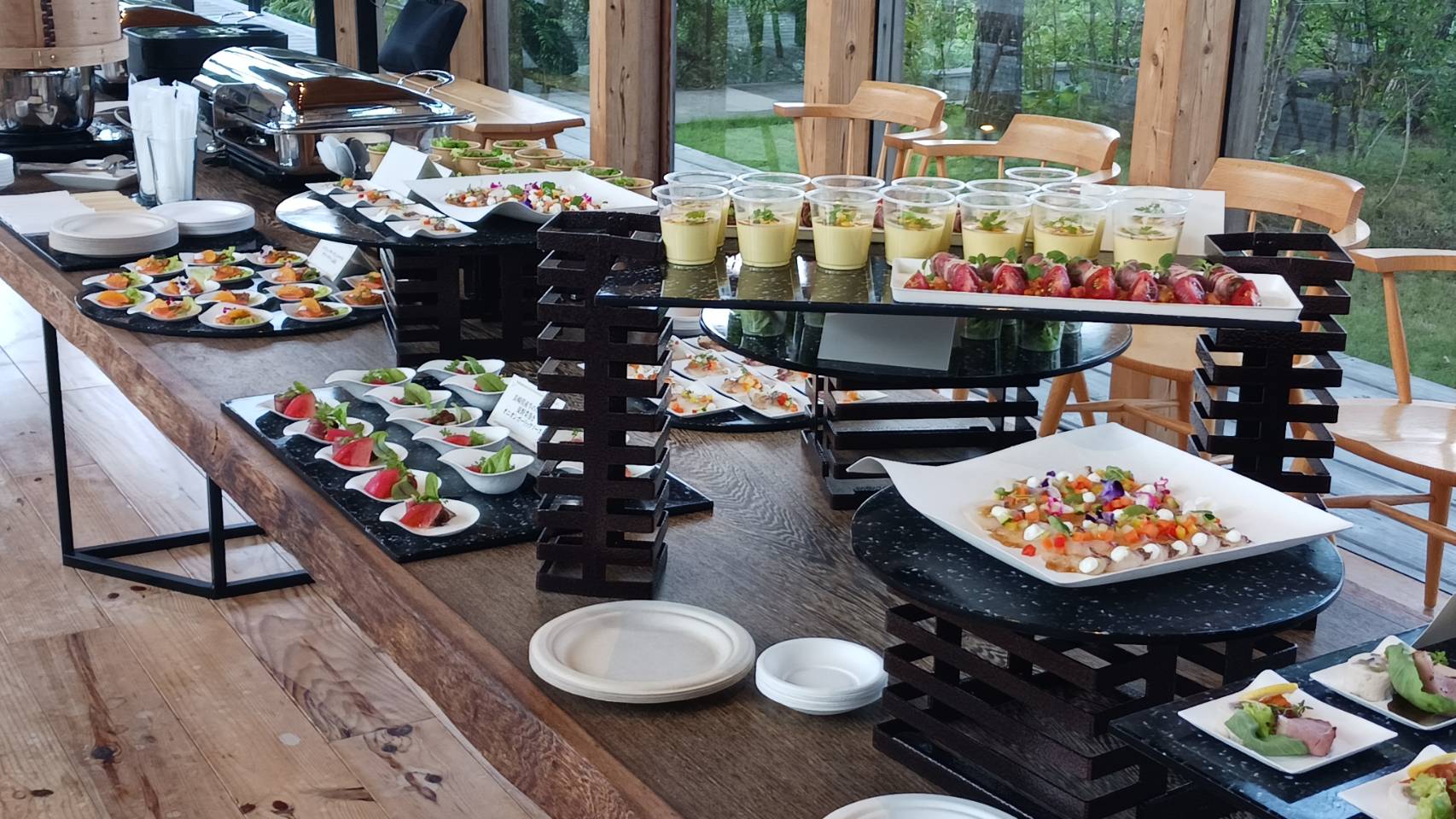 創作洋食 ビュッフェ料理（６名様から）もご用意できます。
