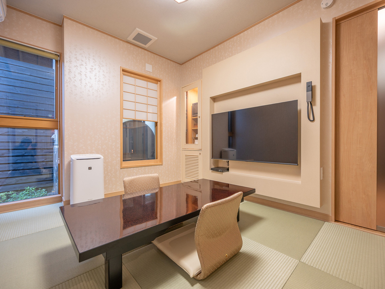 【2階建て離れ/笑】<ツイン/禁煙>1階 シモンズセミダブル(120×200)×2