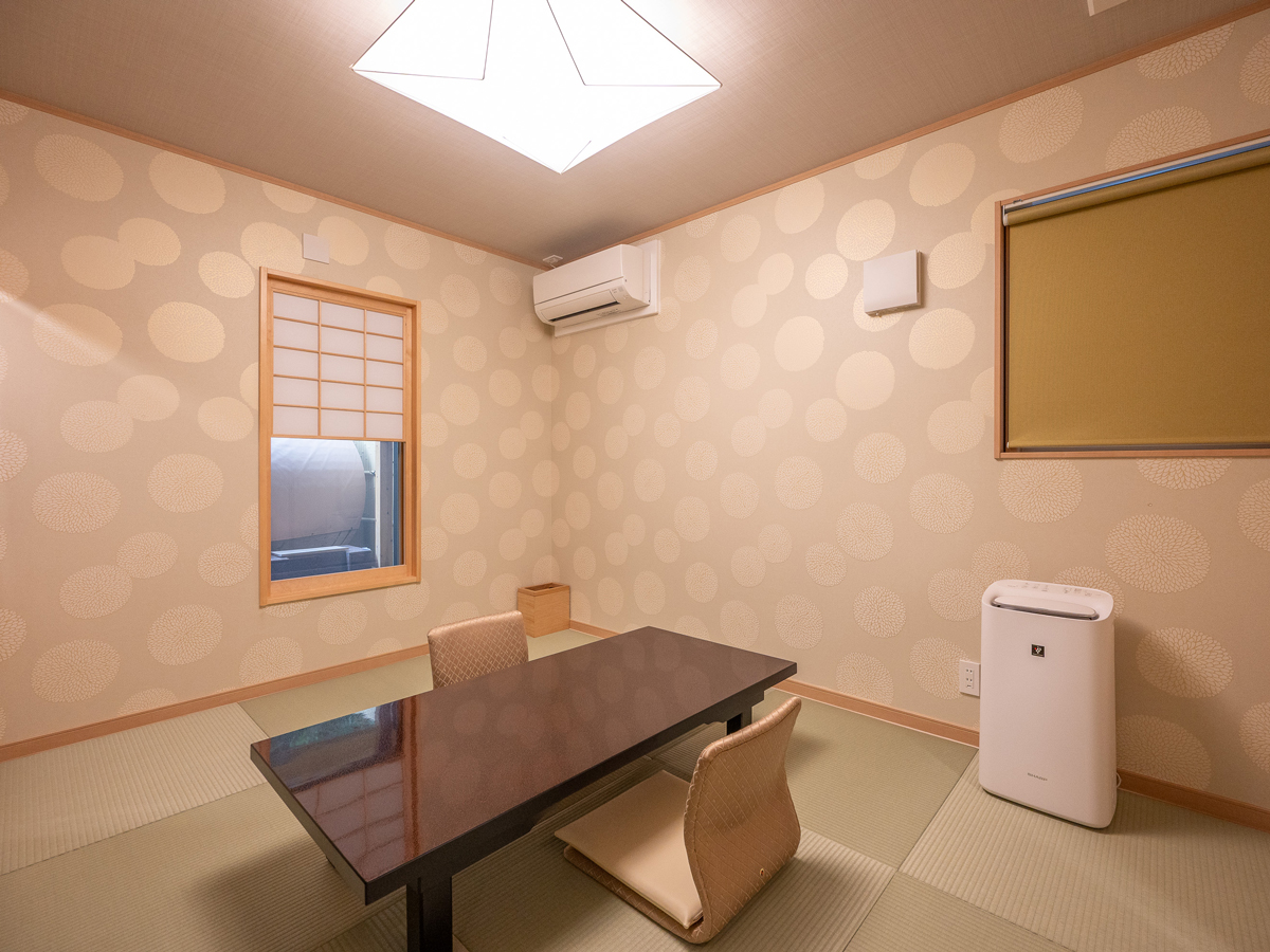 【2階建て離れ/楽】＜ツイン/禁煙＞1階　シモンズセミダブル（120&times;200）&times;2