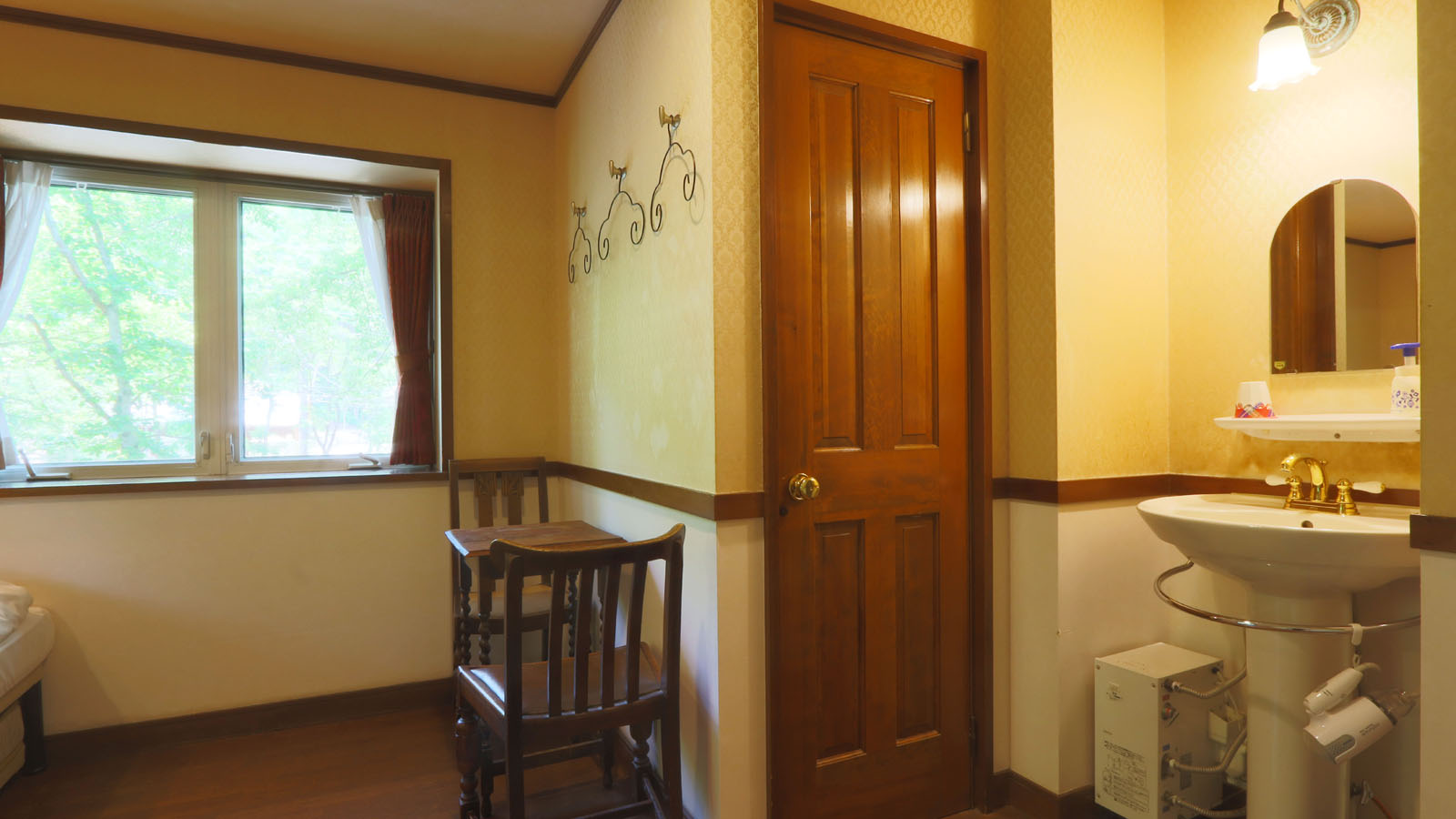 【森の中の静かなお部屋】-トリプル-