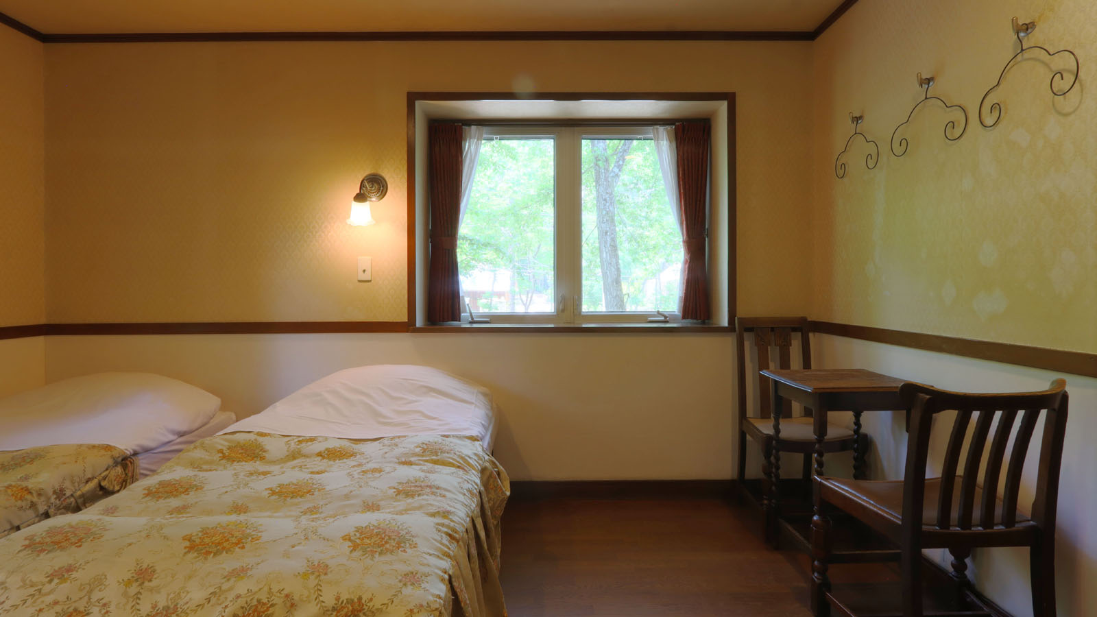 【森の中の静かなお部屋】-トリプル-