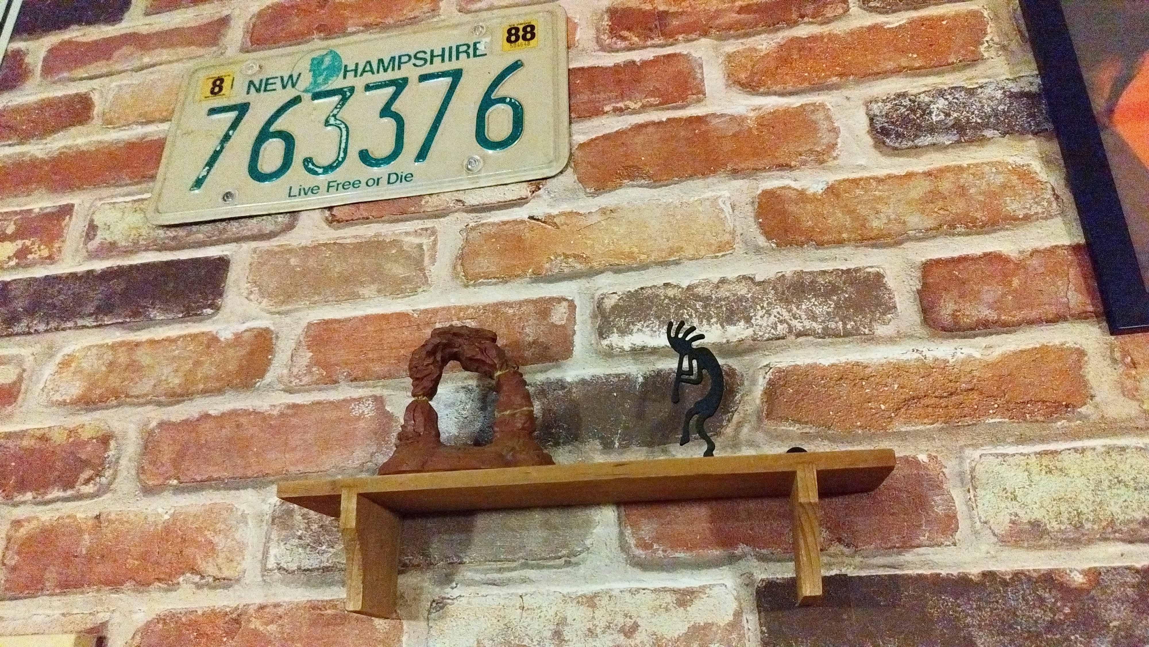 ★　TEXAS  BRONCO　★【　フロント・ショップ・ラウンジ　】　８：００～２２：００