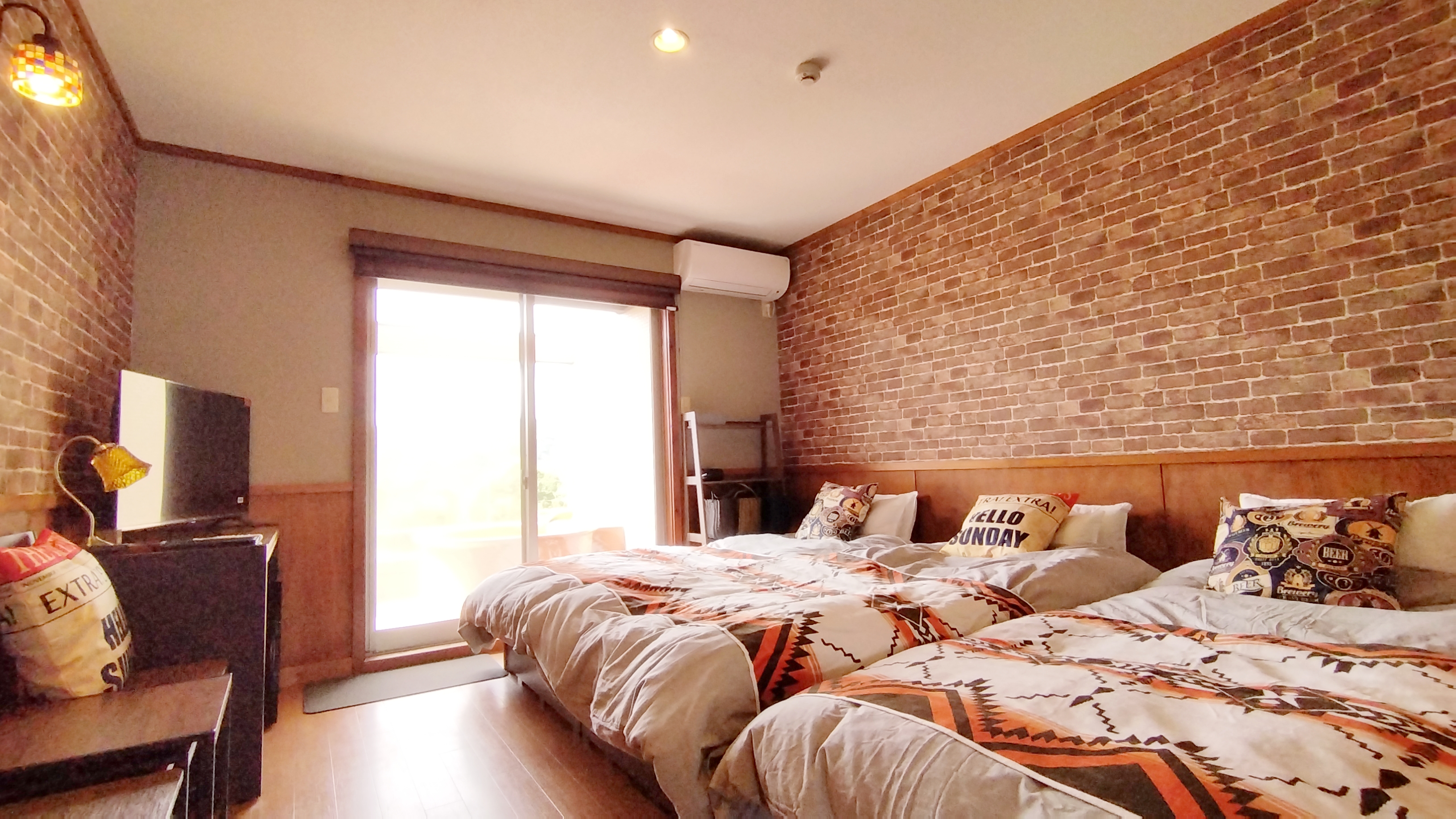 客室２０２「Amarillo」スタンダードルーム　※３名様ご利用イメージ