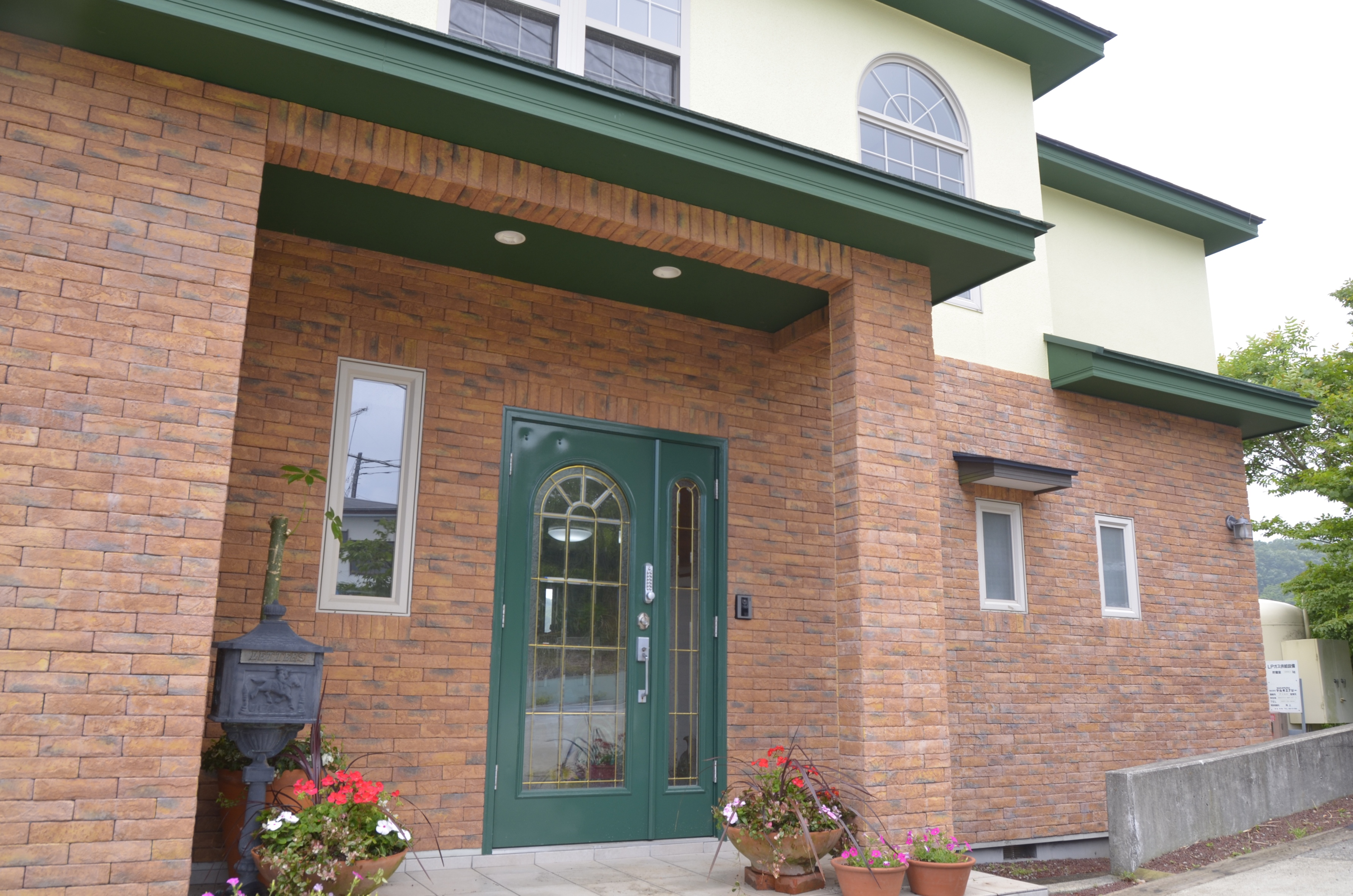 ホテル正面玄関