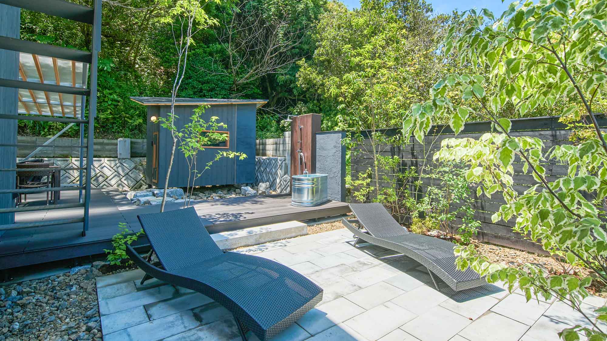 外気浴スペース