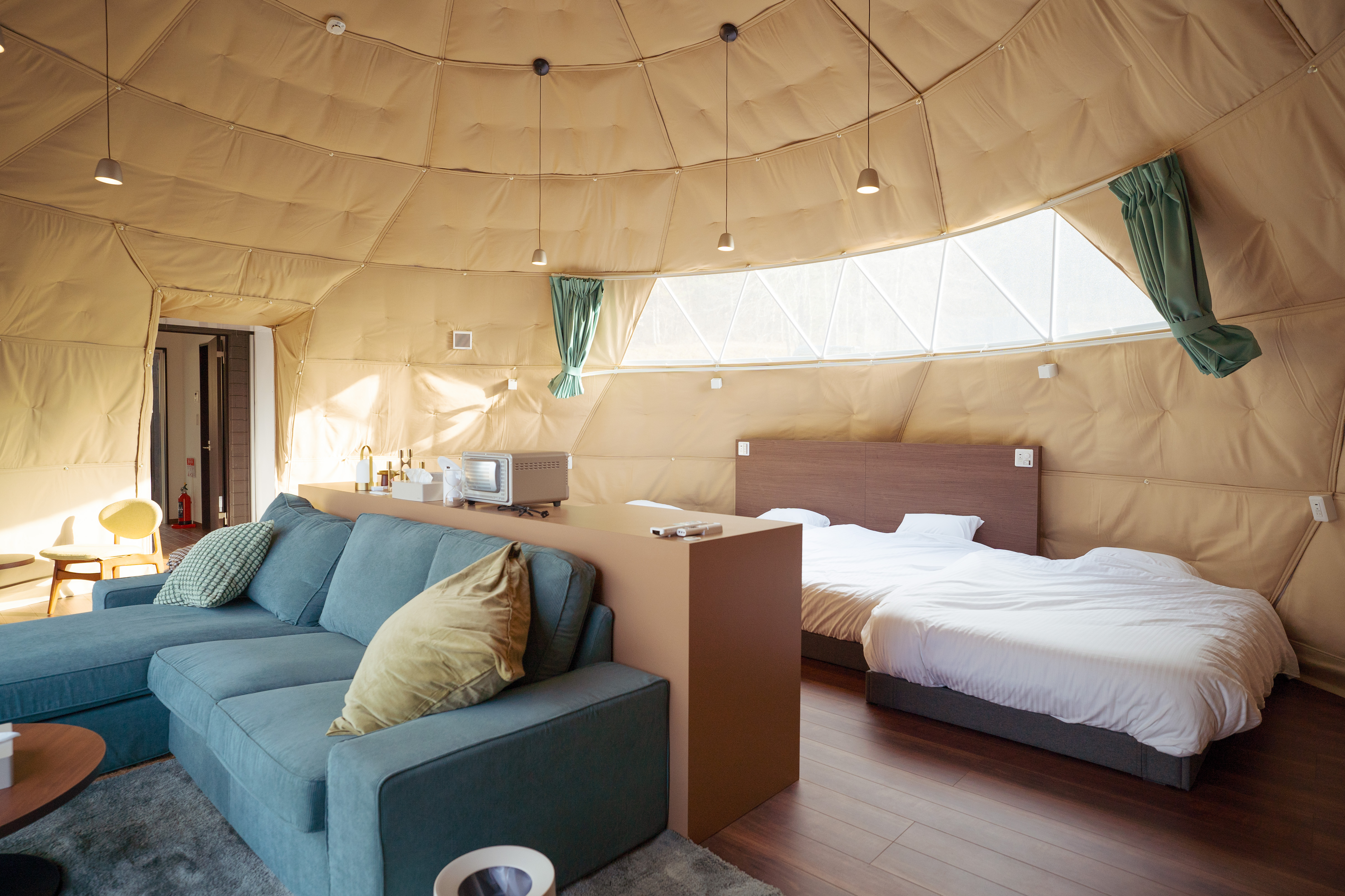 グランピング　ミニマル