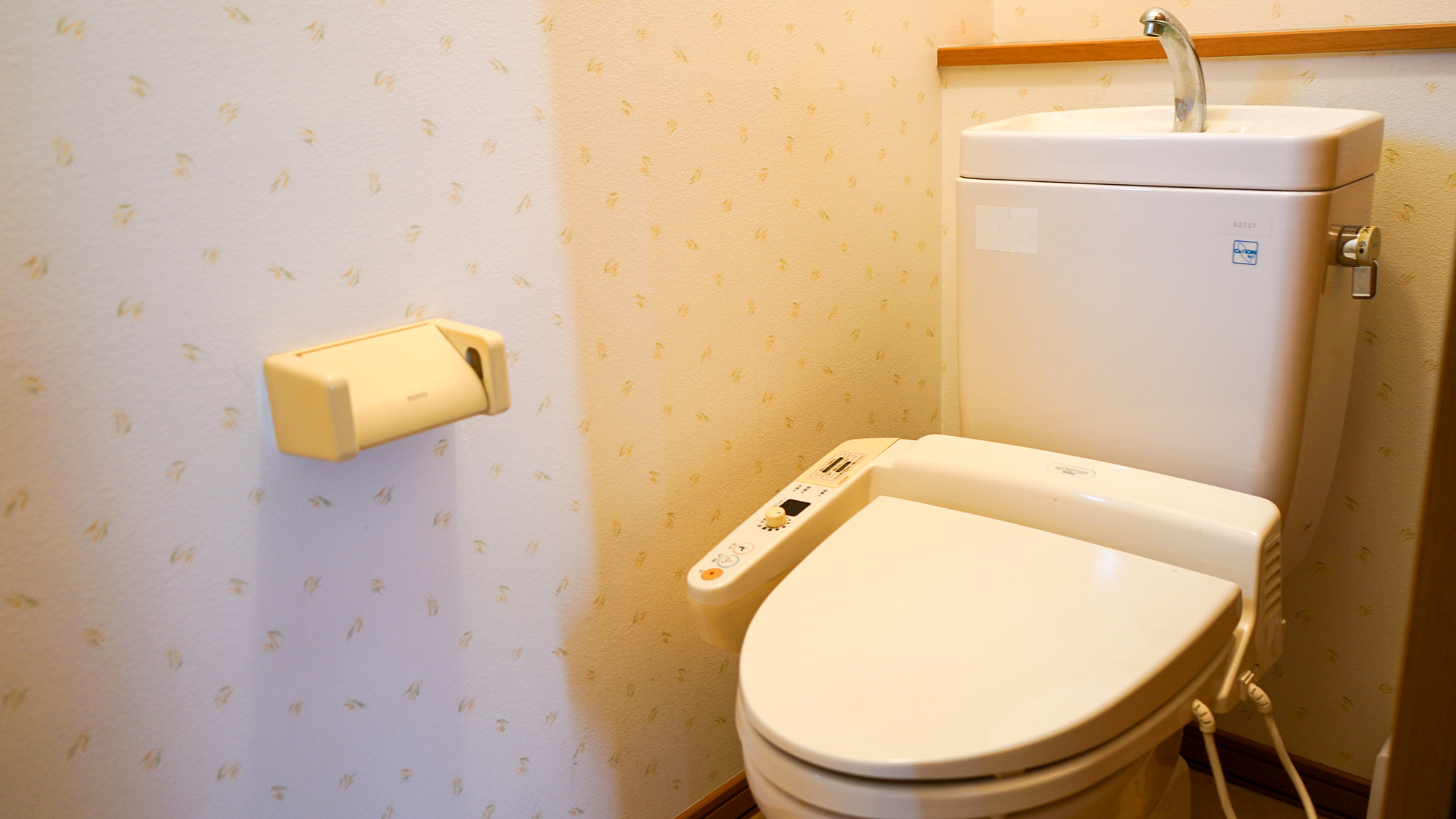 ・【共用トイレ】1階と2階にそれぞれトイレを完備。ストレスなくお過ごしいただけます