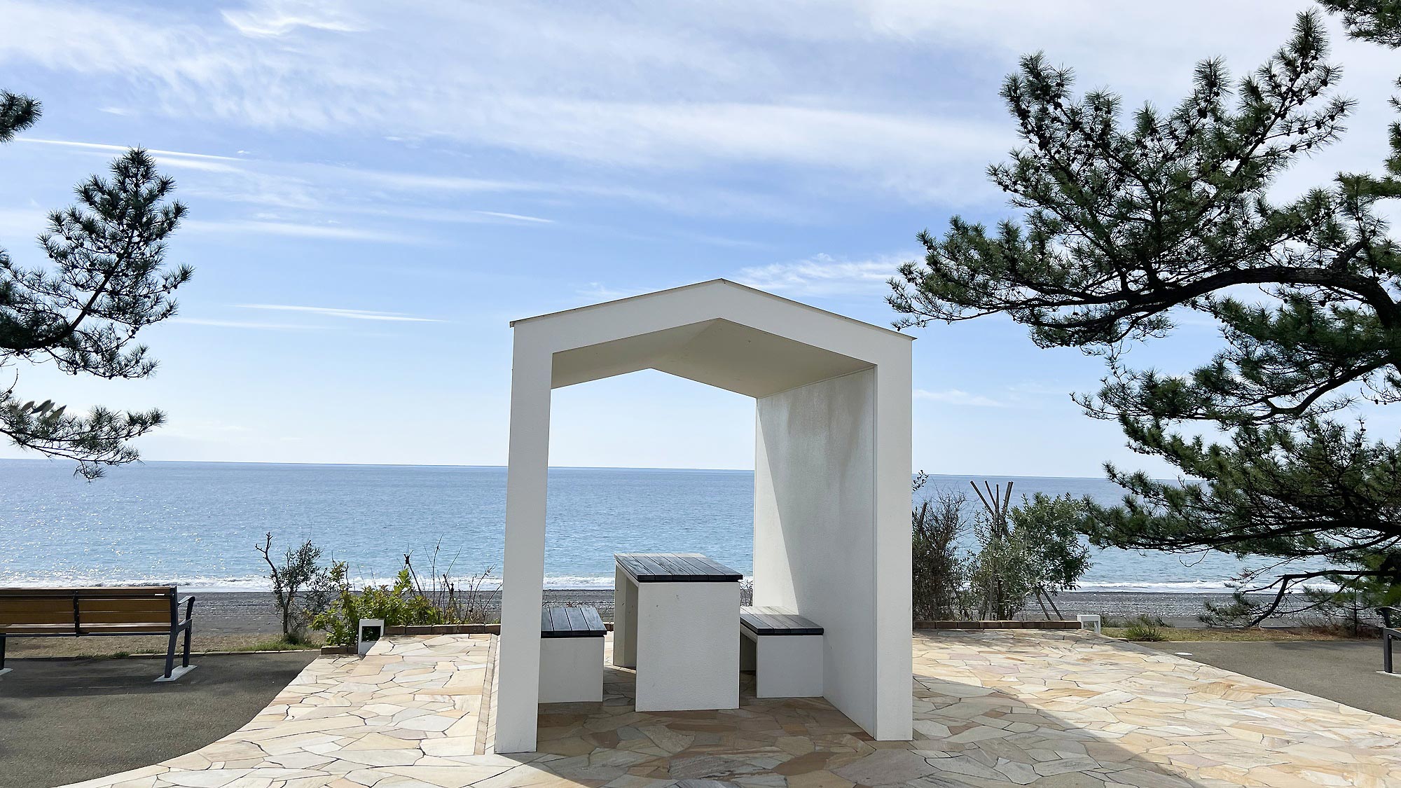 ・【周辺/唐浜休憩所】スペイン・モンテフリオをイメージ。太平洋を一望できる絶景スポットです