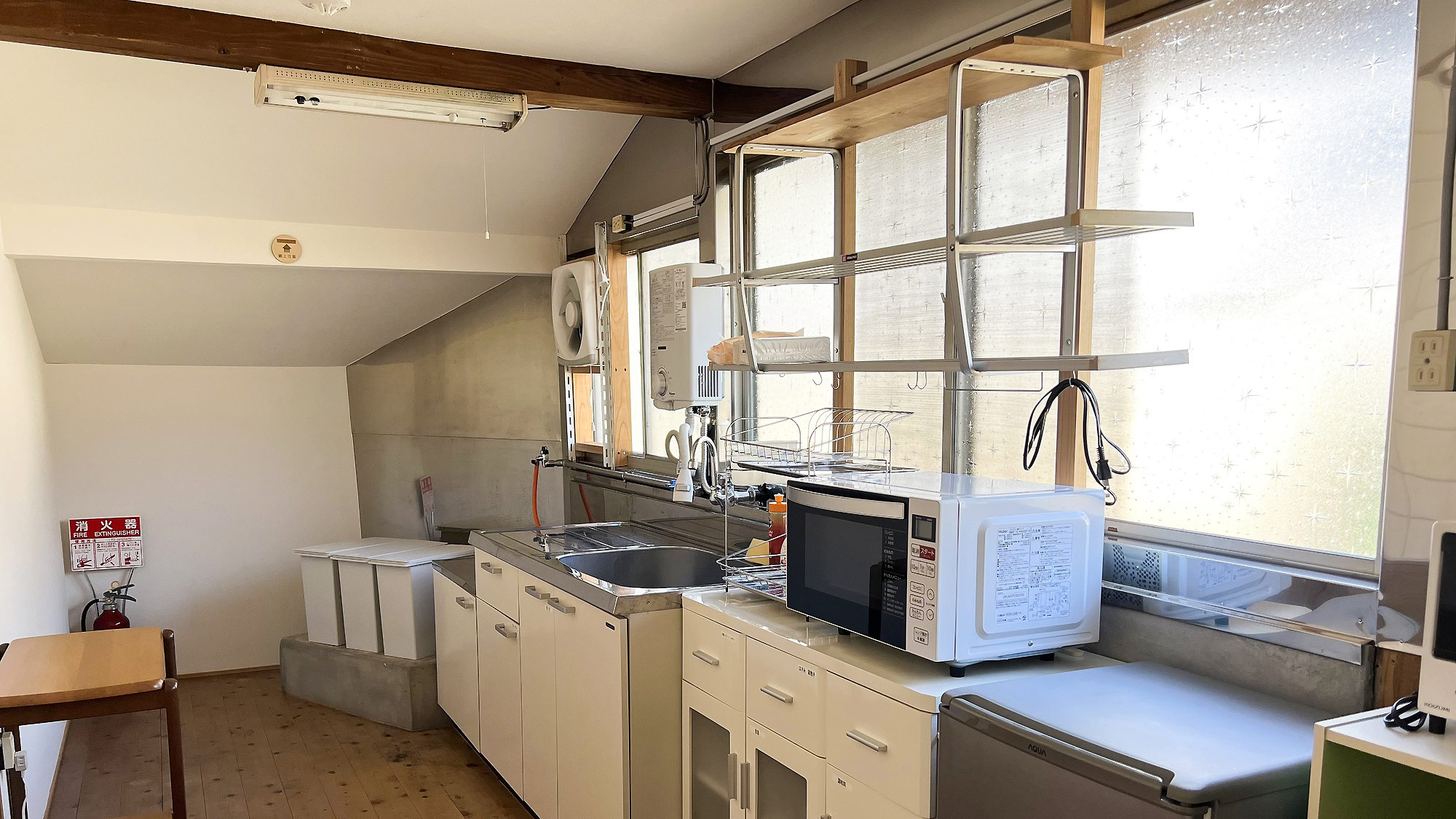 ・【キッチン】広々したスペースを確保。ストレスフリーで自炊が可能です