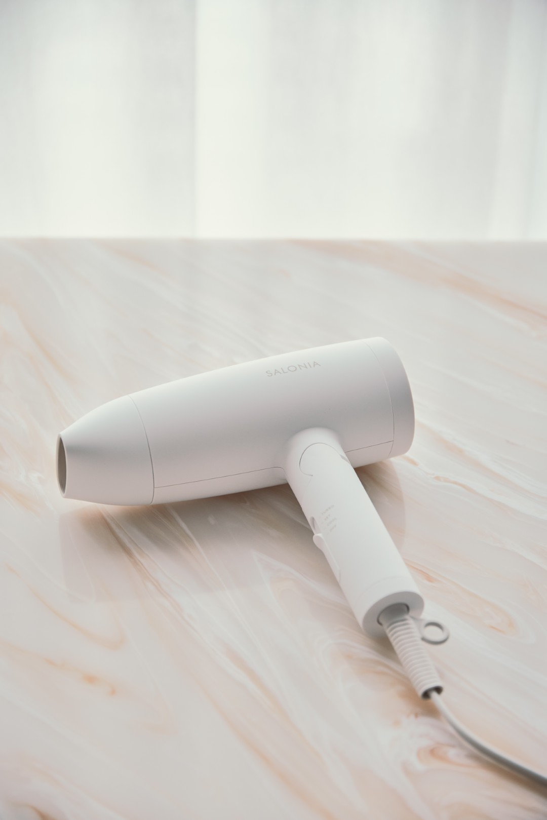 ヘアドライヤー