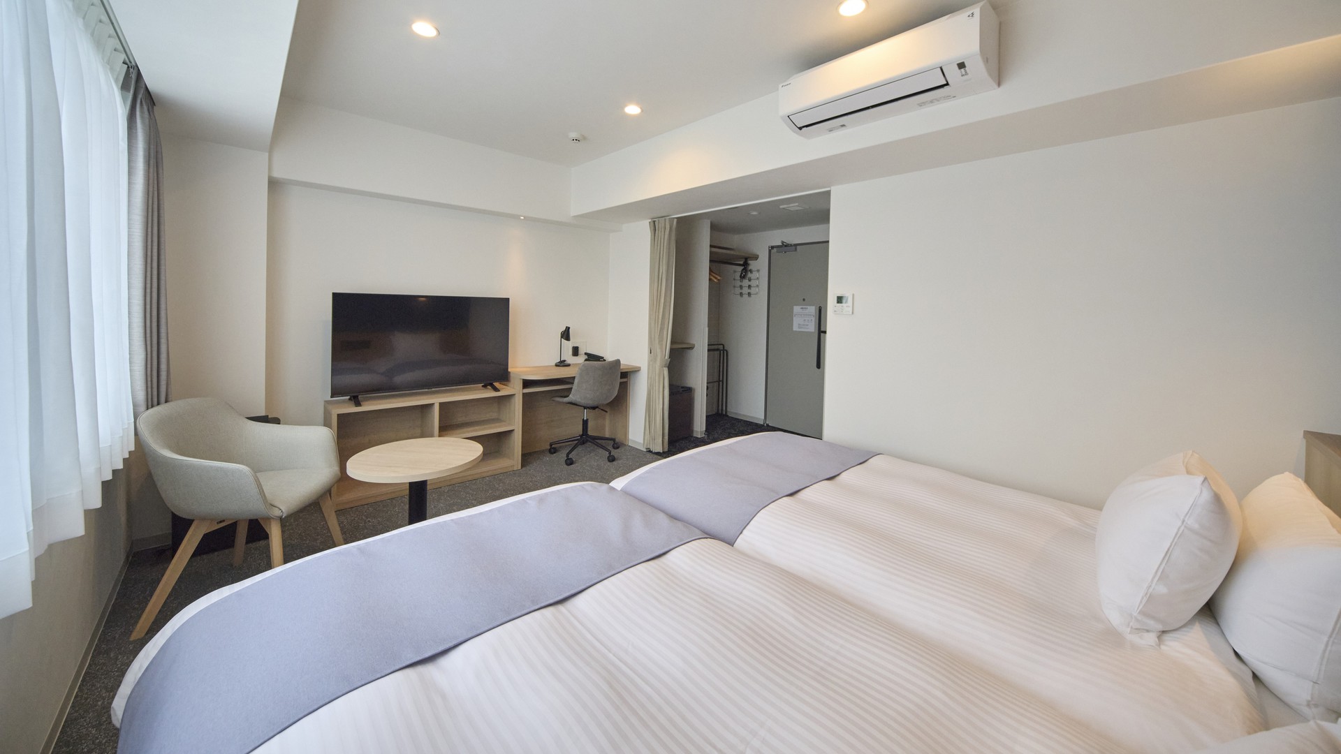 ◇禁煙◇ツインルーム|20㎡|シモンズ製ベッド幅120㎝×2台