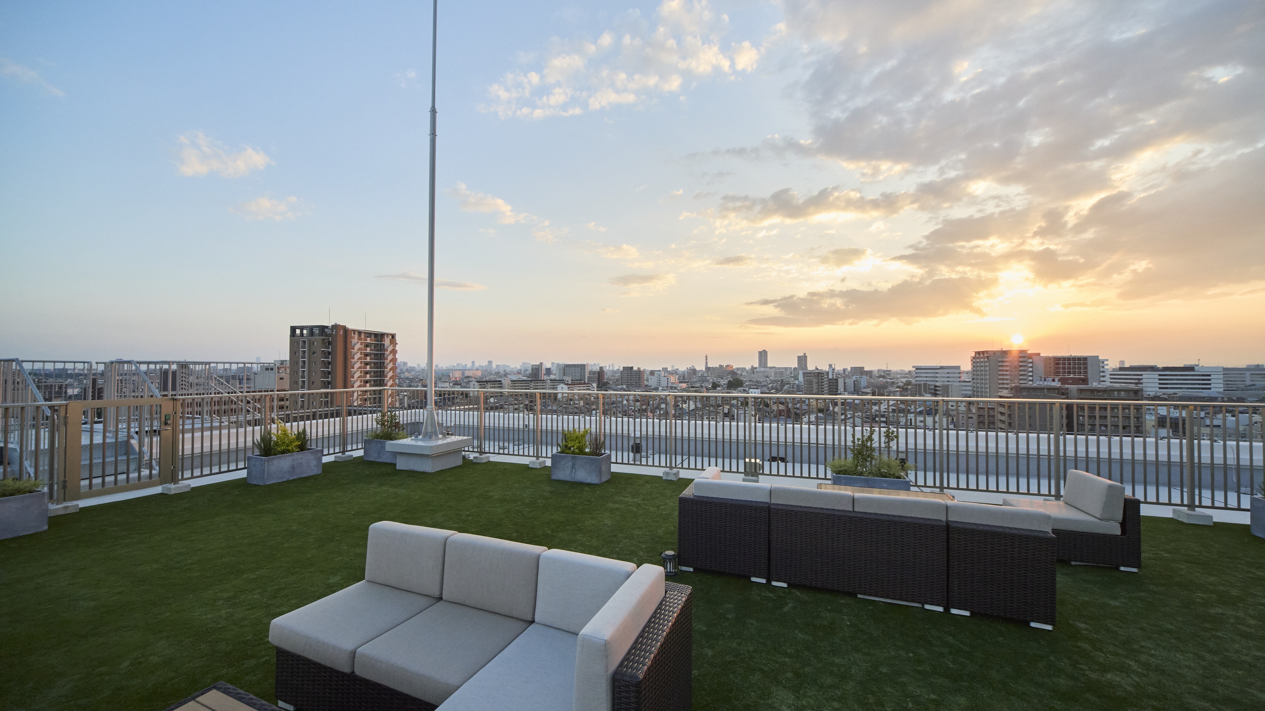 ルーフトップテラス【夕日】