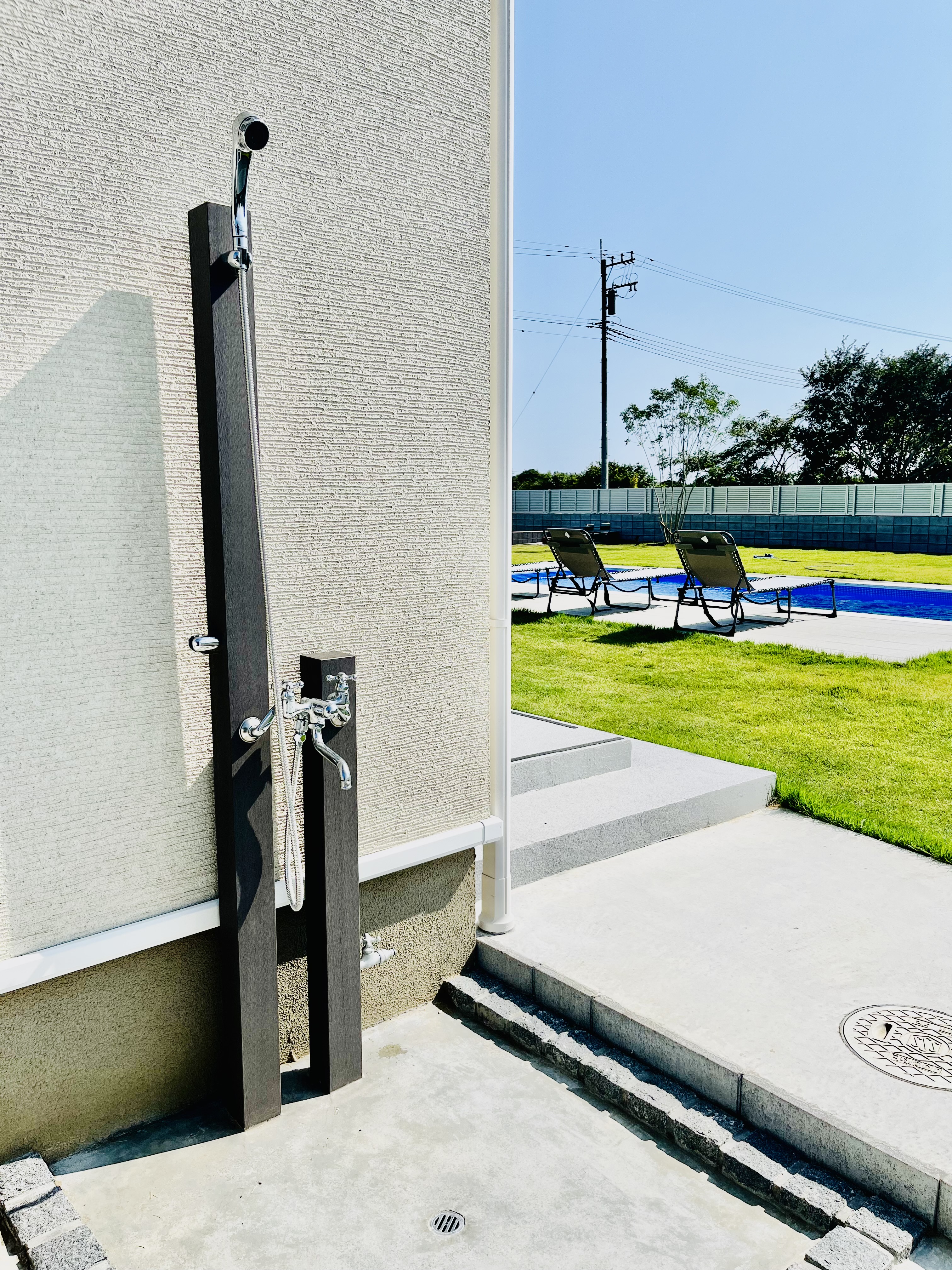 屋外温水シャワー