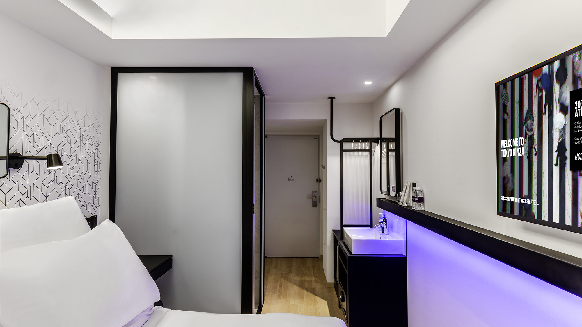 【クイーンルーム】SmartBedやレインシャワー付き、快適な都市型ステイに最適です♪