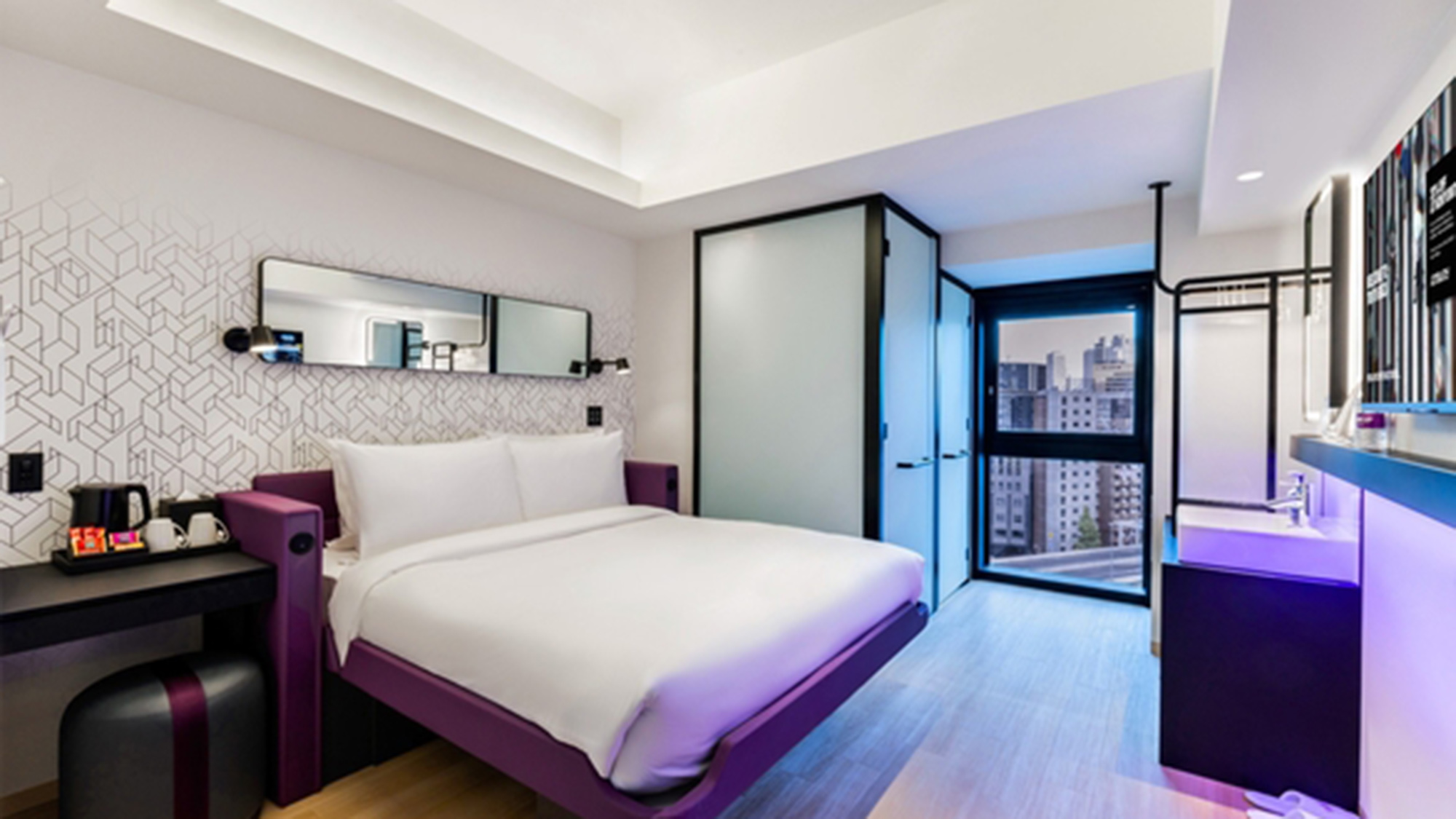 【プレミアムクイーン】2名様までご利用いただける、スタイリッシュで機能的なコンパクト空間。