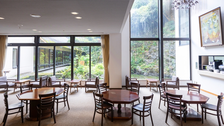 【ポイント還元：素泊まり】今だけポイント＜最大20％還元＞／繁華街すぐ＆広々ベッドでリラックス