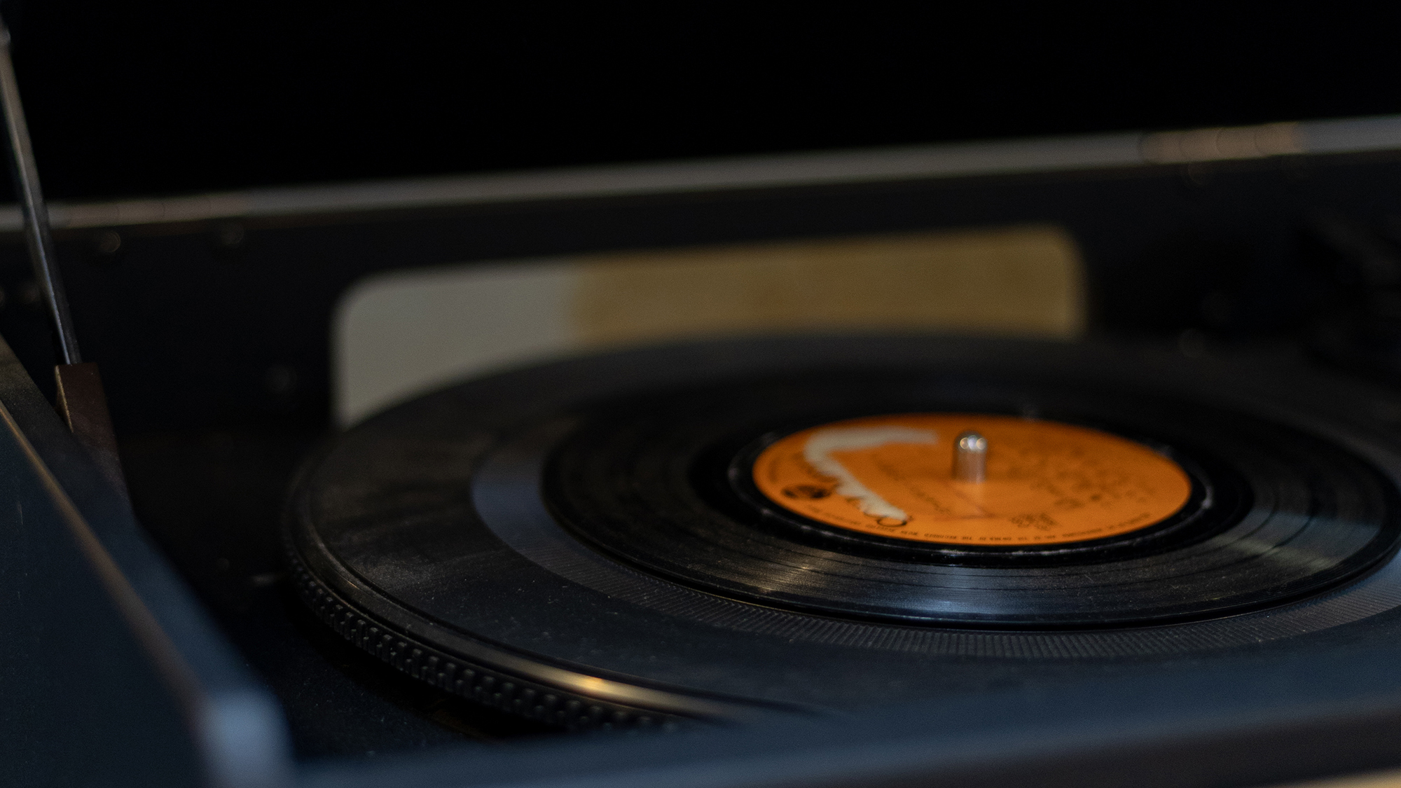 施設の中には昔懐かしいレコードも