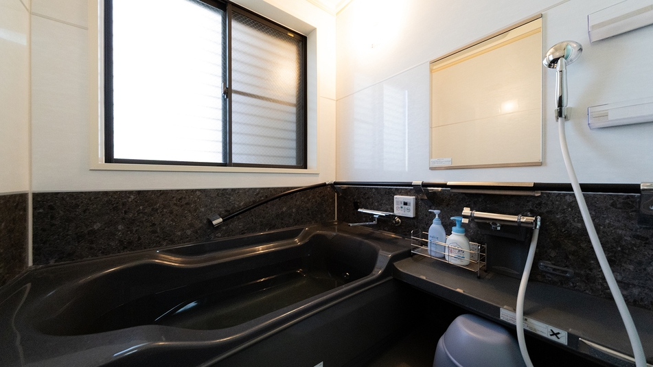 1日1組限定｜素泊まりプラン｜施設内に温泉｜寝室2部屋｜小学生低学年以下無料