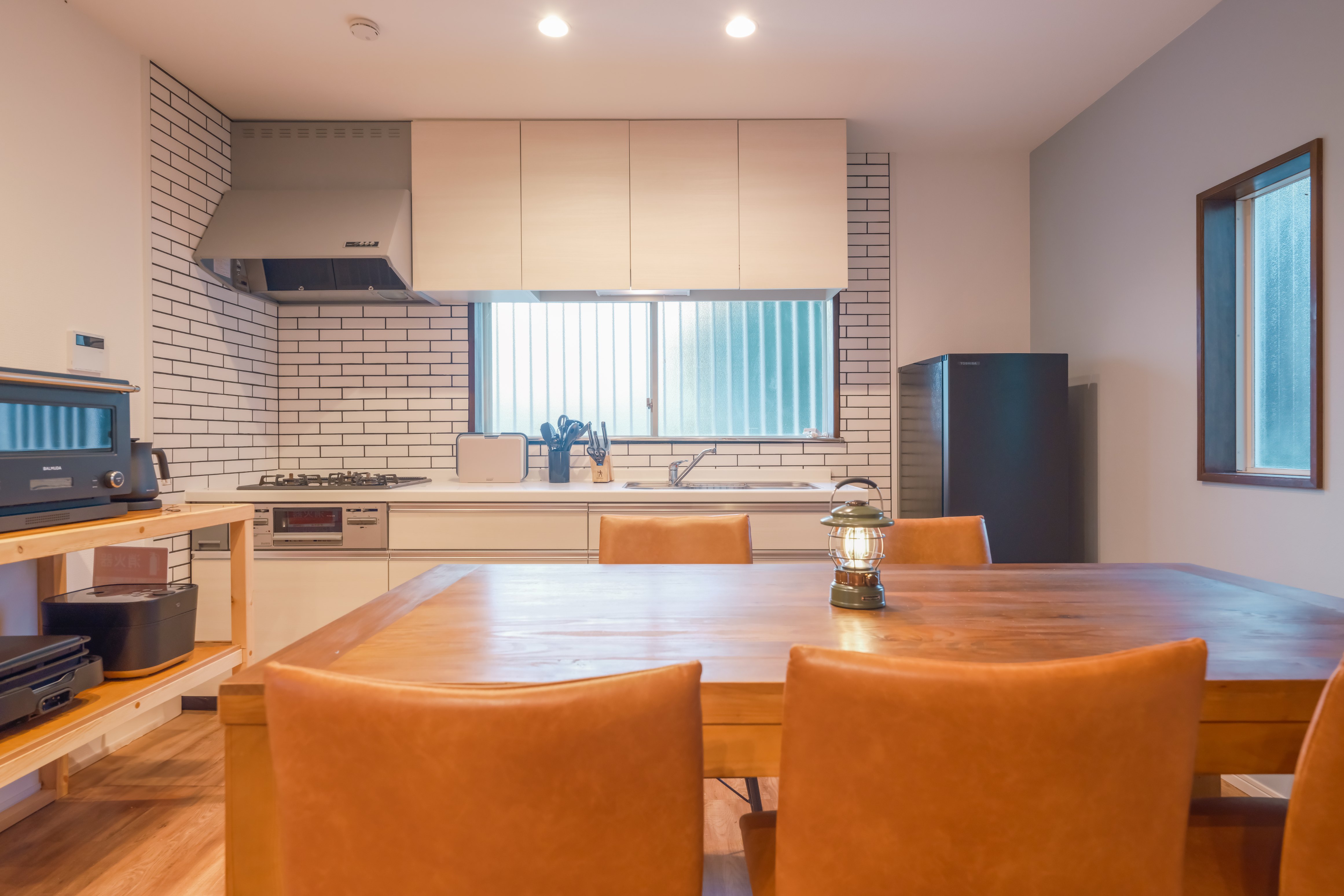 リビングルームに室内サウナがございますが 2025年10月以降での利用開始を予定しております。