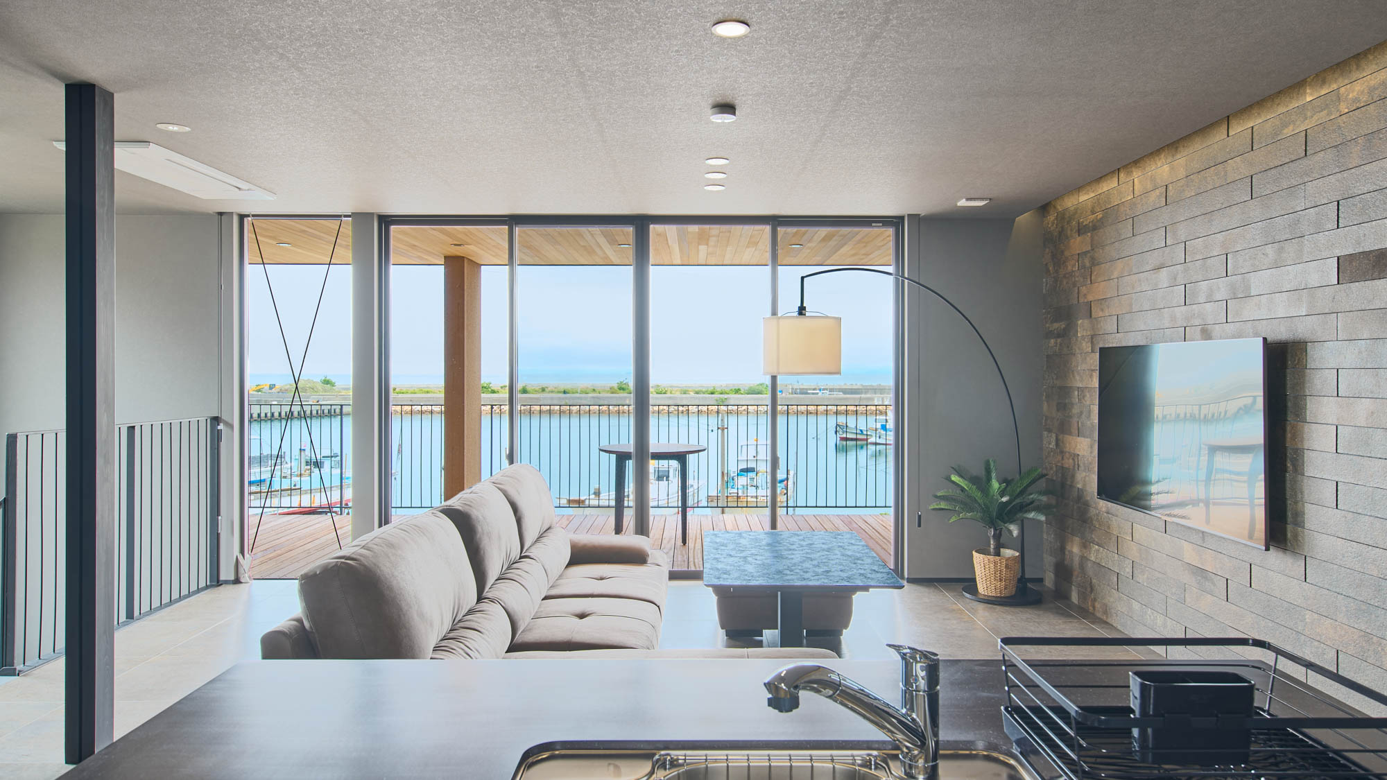 リビングダイニング