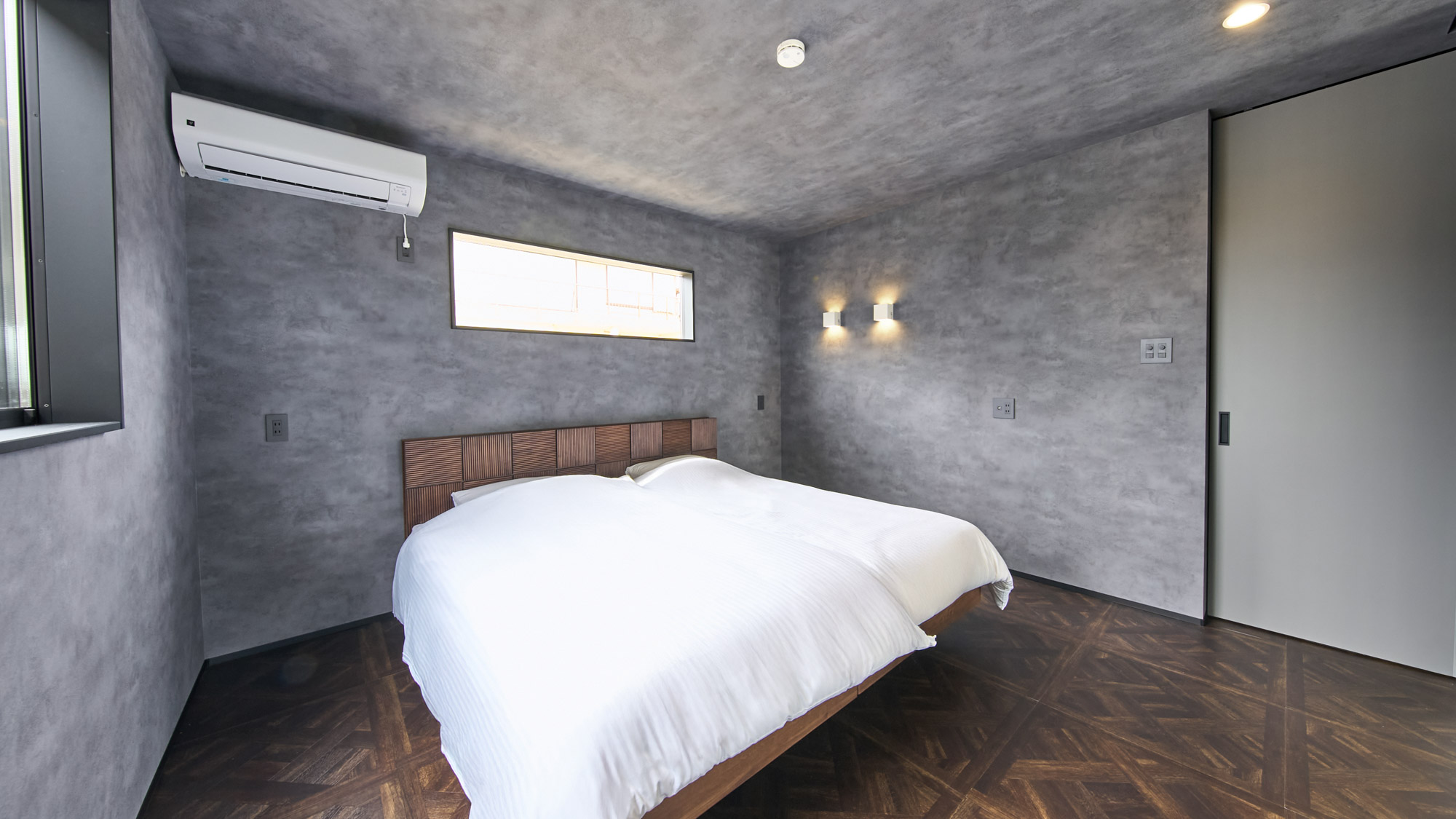 寝室1：シングル2台