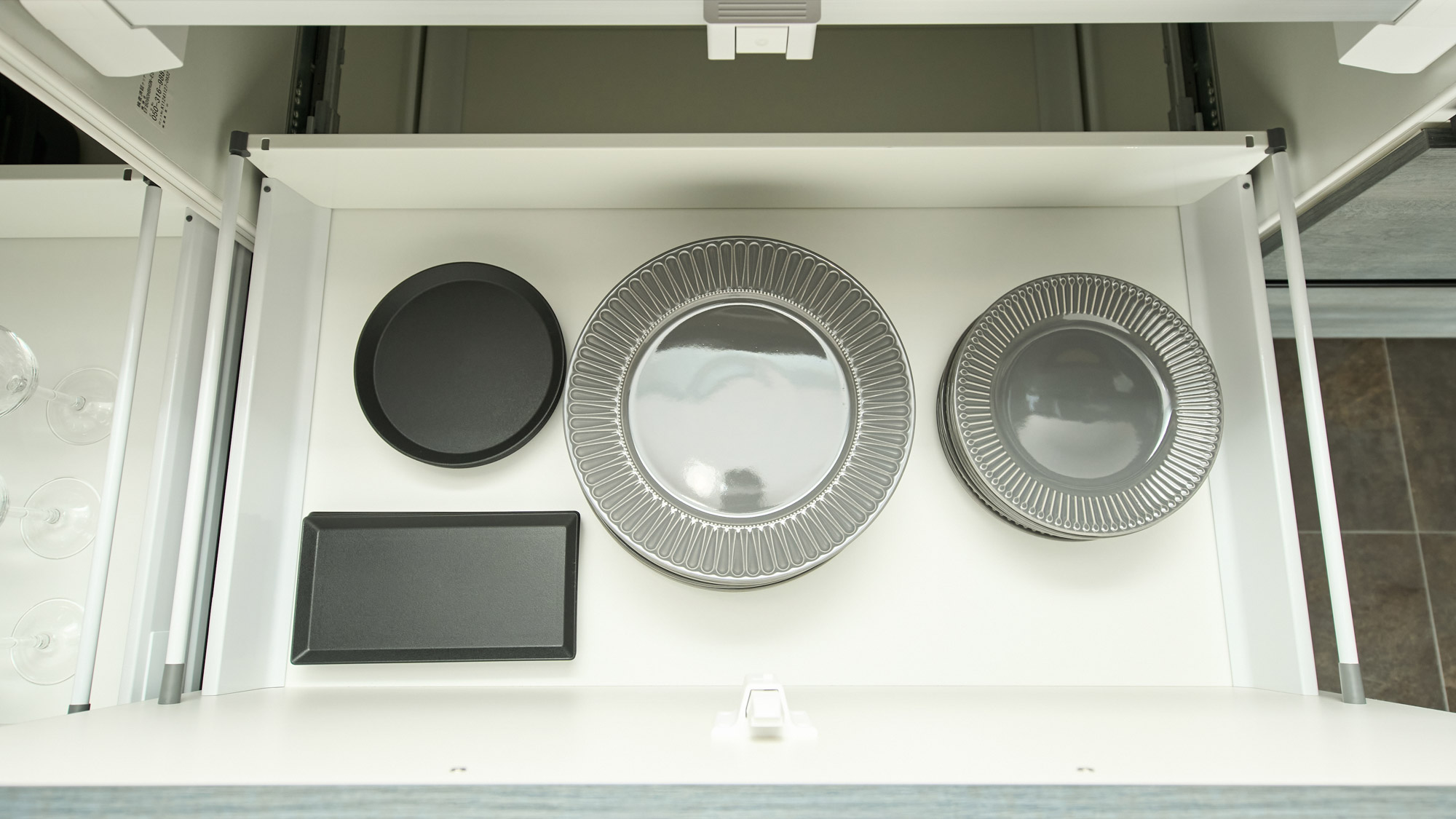 キッチン備品：お皿