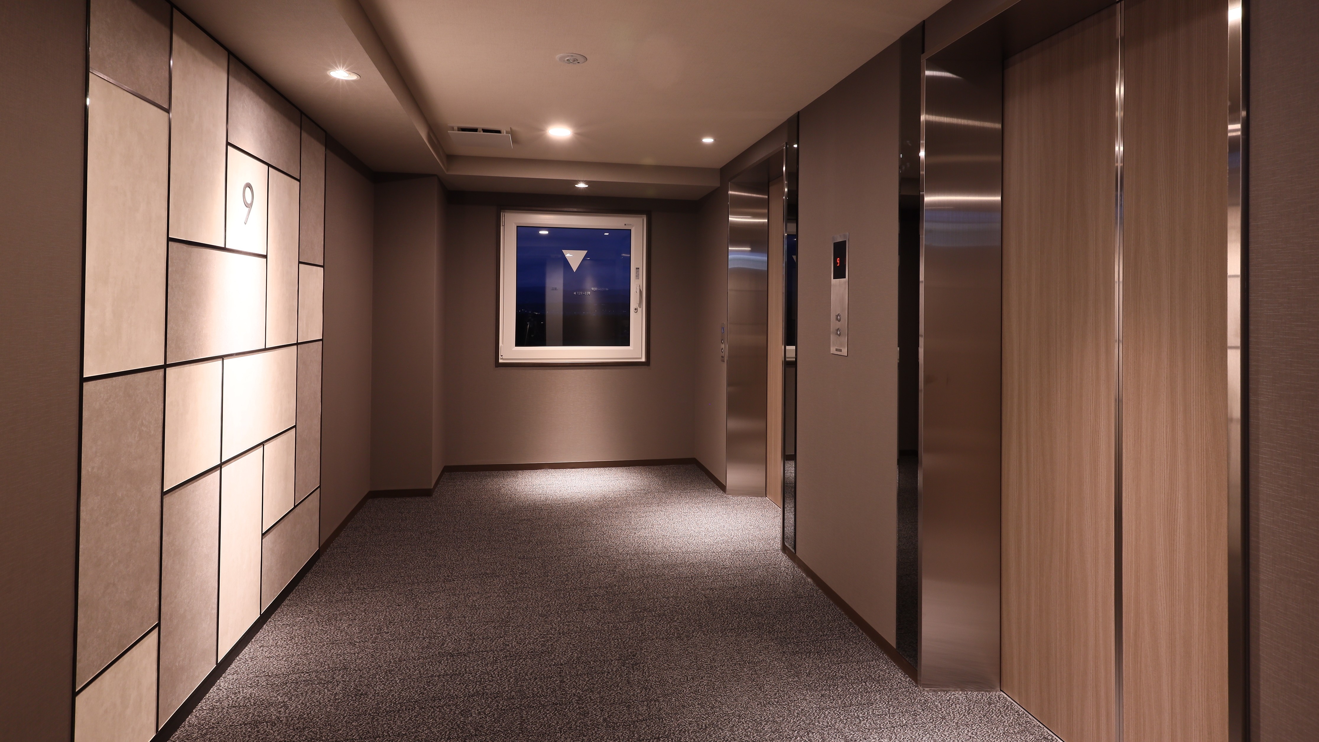 スタンダードフロアEVホール