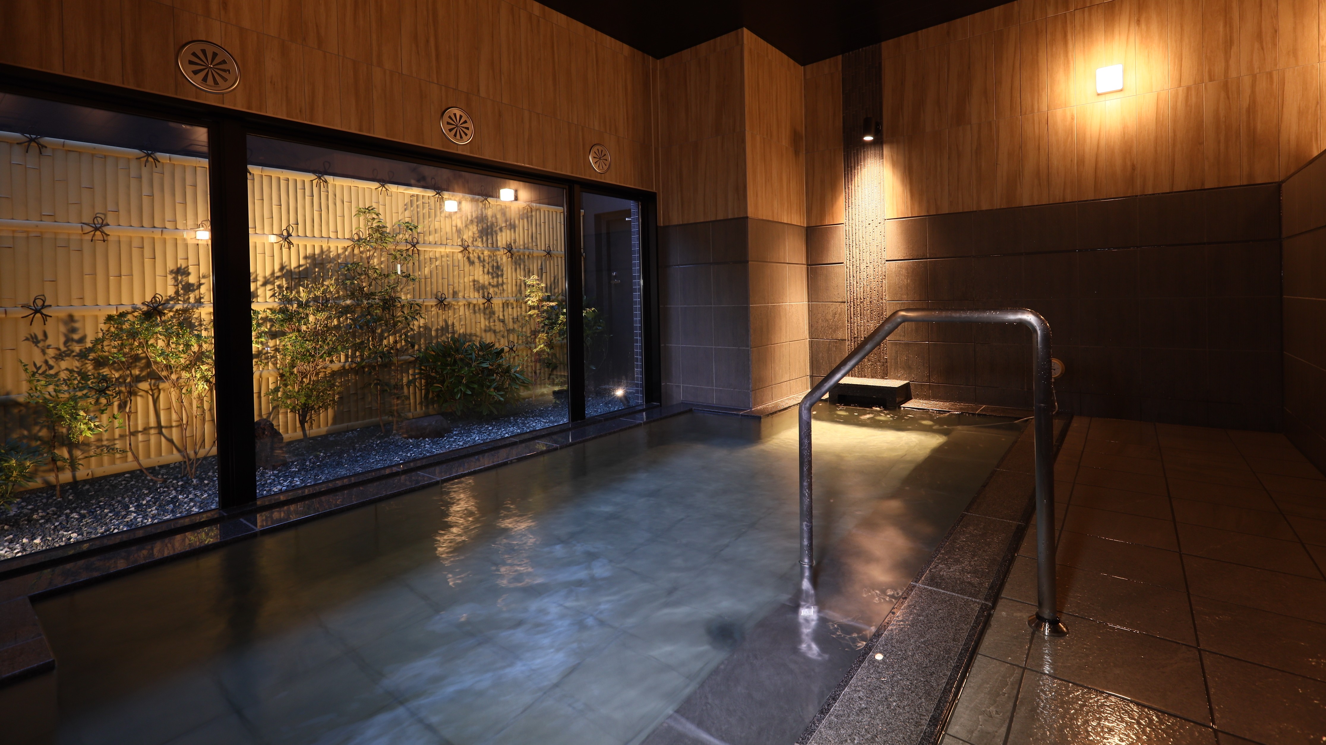 女性大浴場～人工温泉～