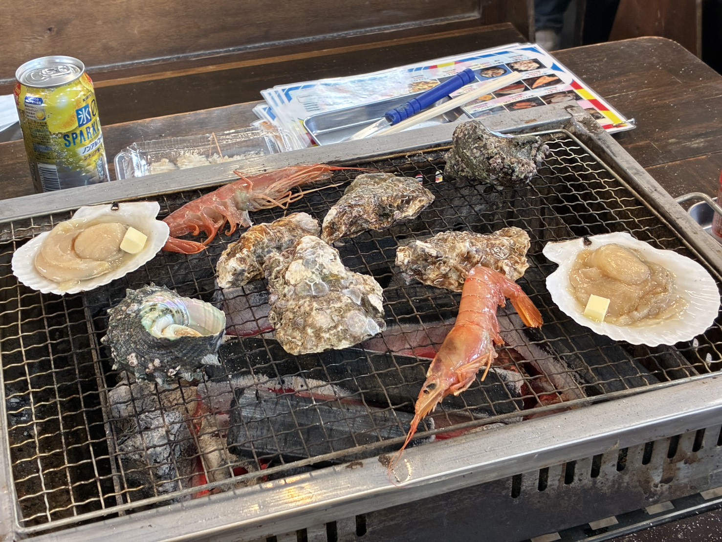 今が旬新鮮な大粒の牡蠣　岐志牡蠣小屋まで車で25分