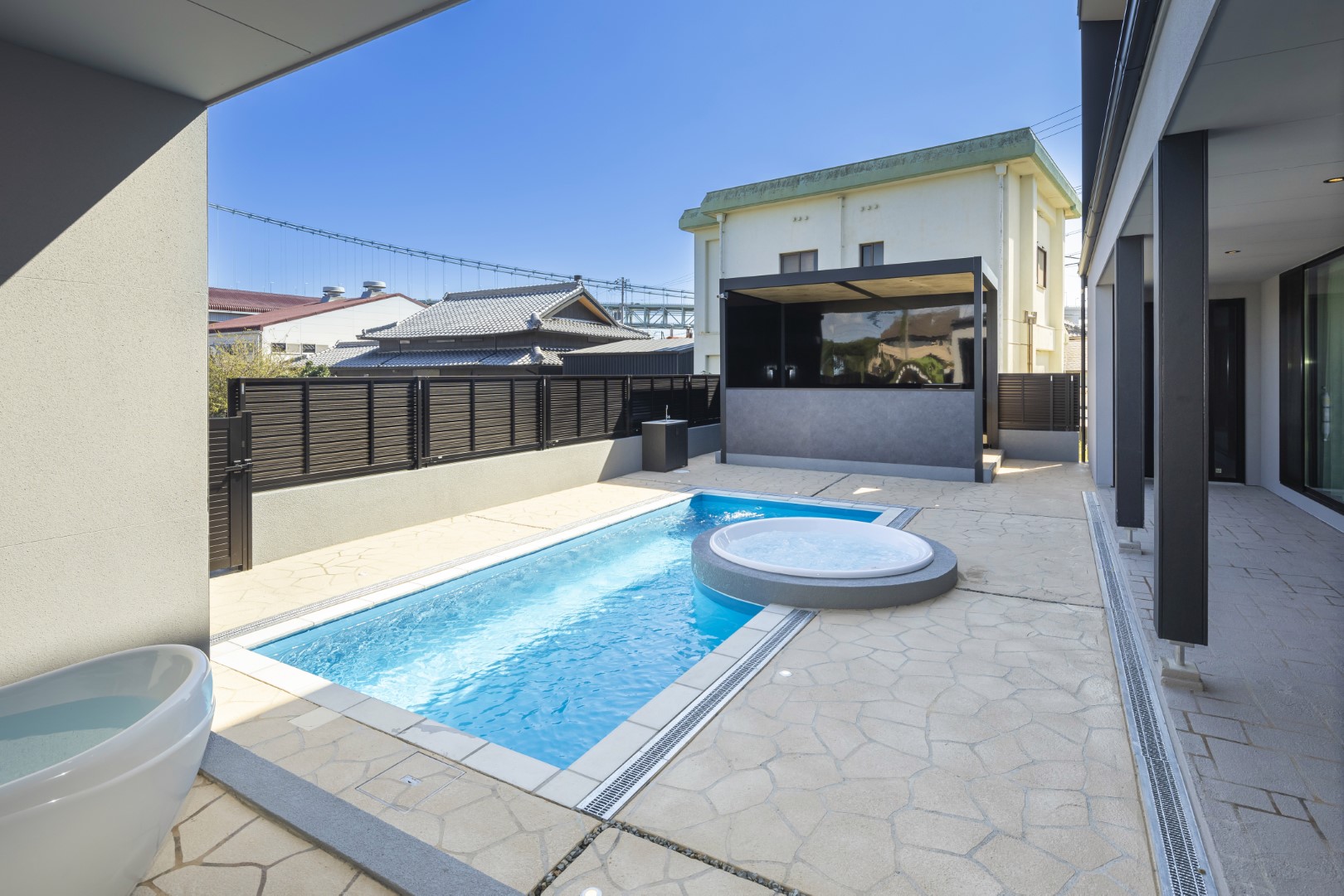 ジャグジー・プール