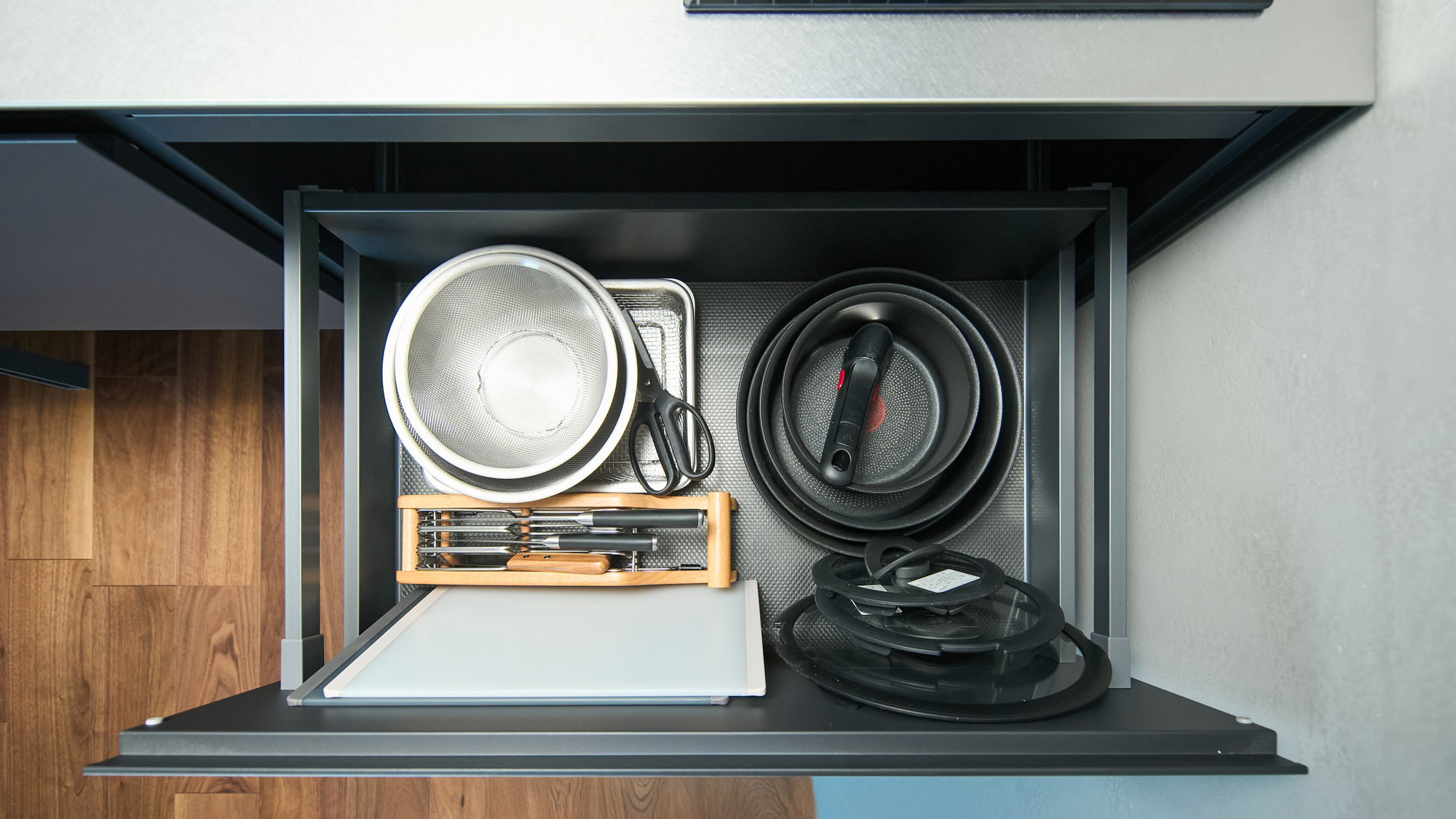 【villa1】キッチン備品：鍋類