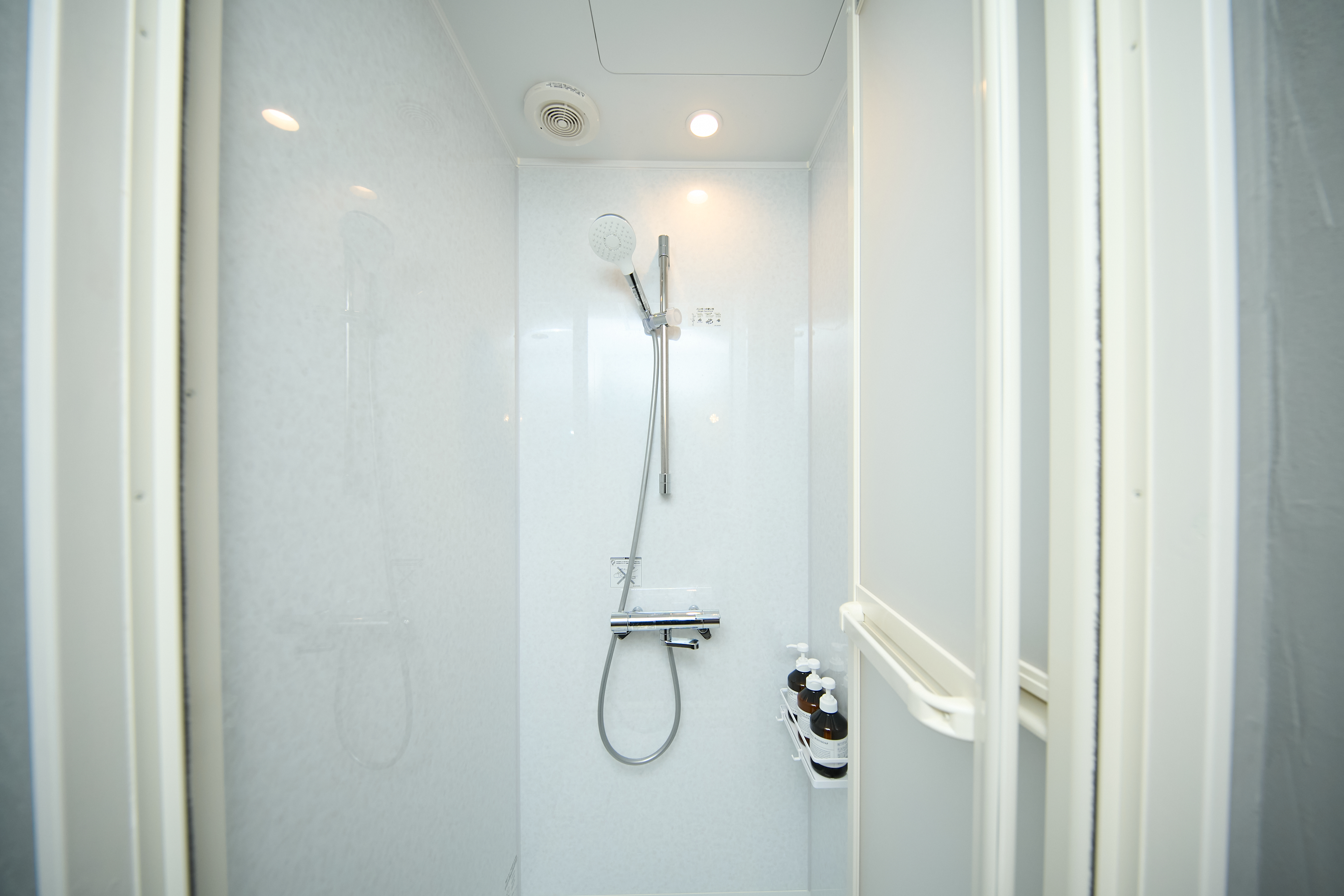 【base3】シャワーブース