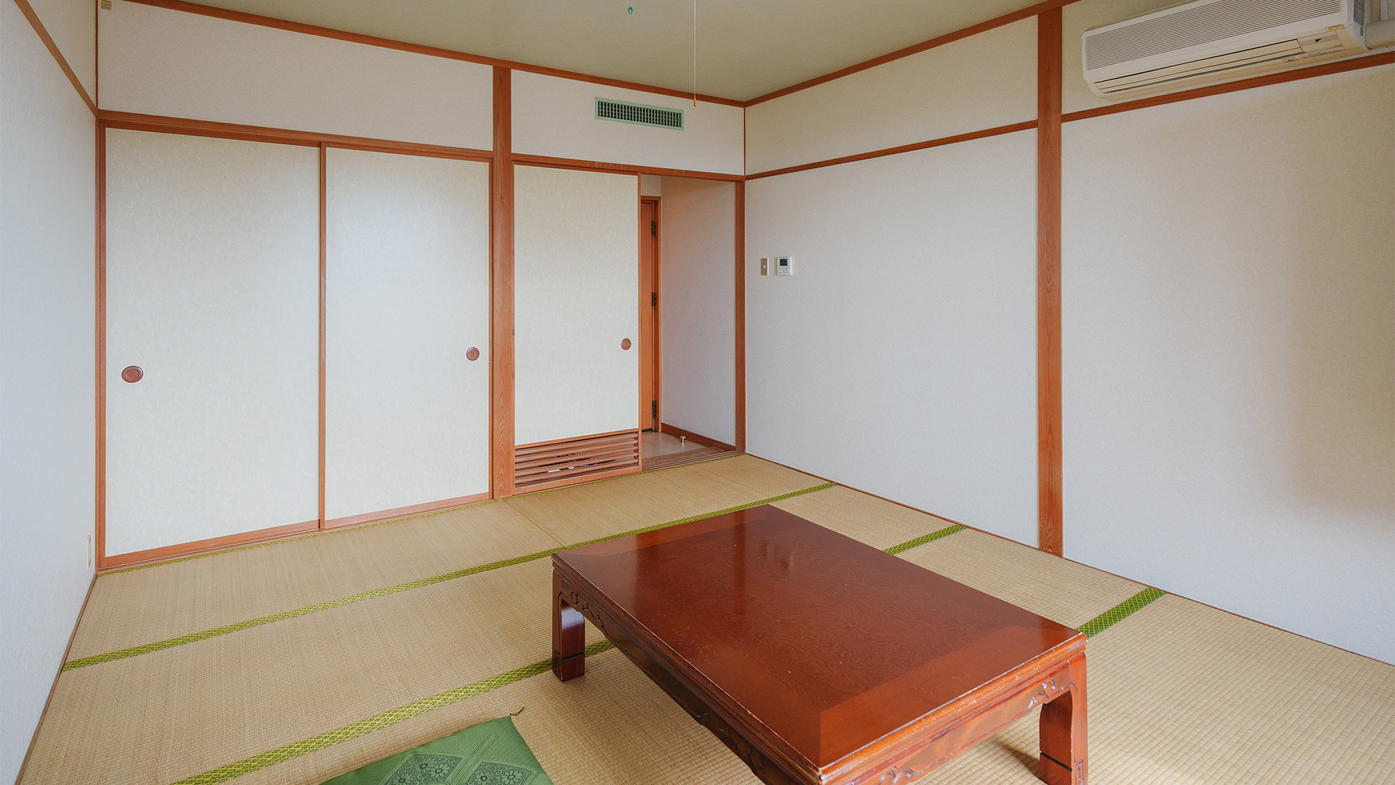 ・【客室一例／和室8畳】畳の温もりを感じながら心身ともにリフレッシュ。ごゆっくりお寛ぎください