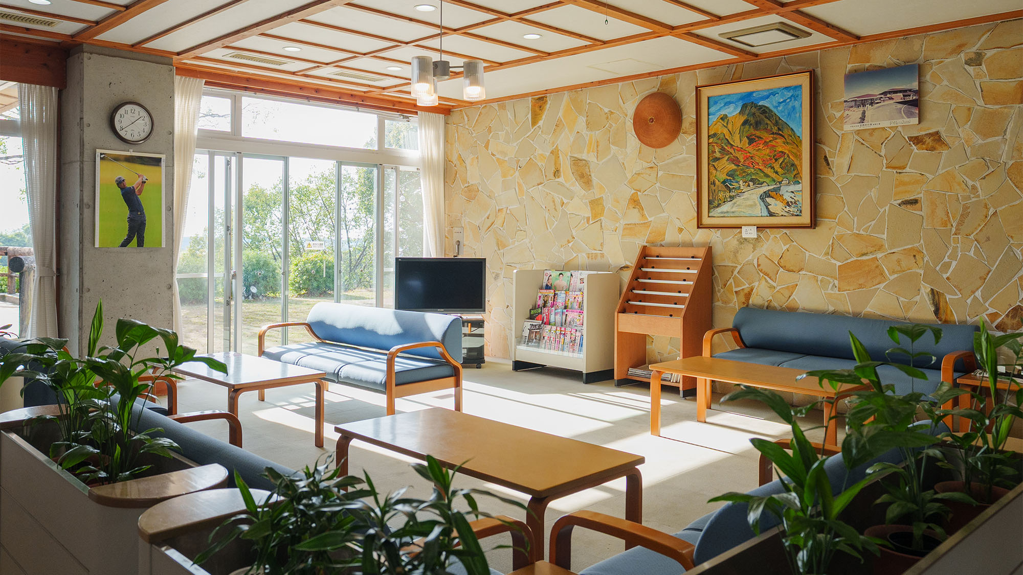 ・【ロビー】広々としたロビーでどうぞごゆっくりお過ごしください