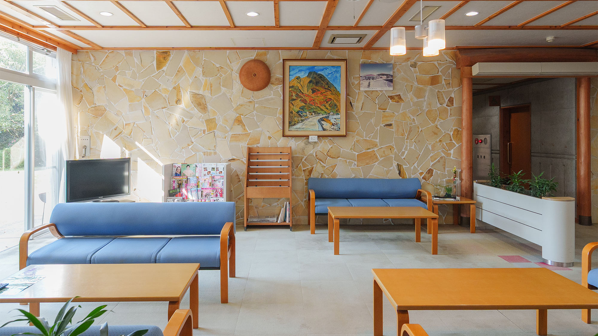 ・【ロビー】旅の計画を立てたり大切な人との語らいのひとときをお過ごしください