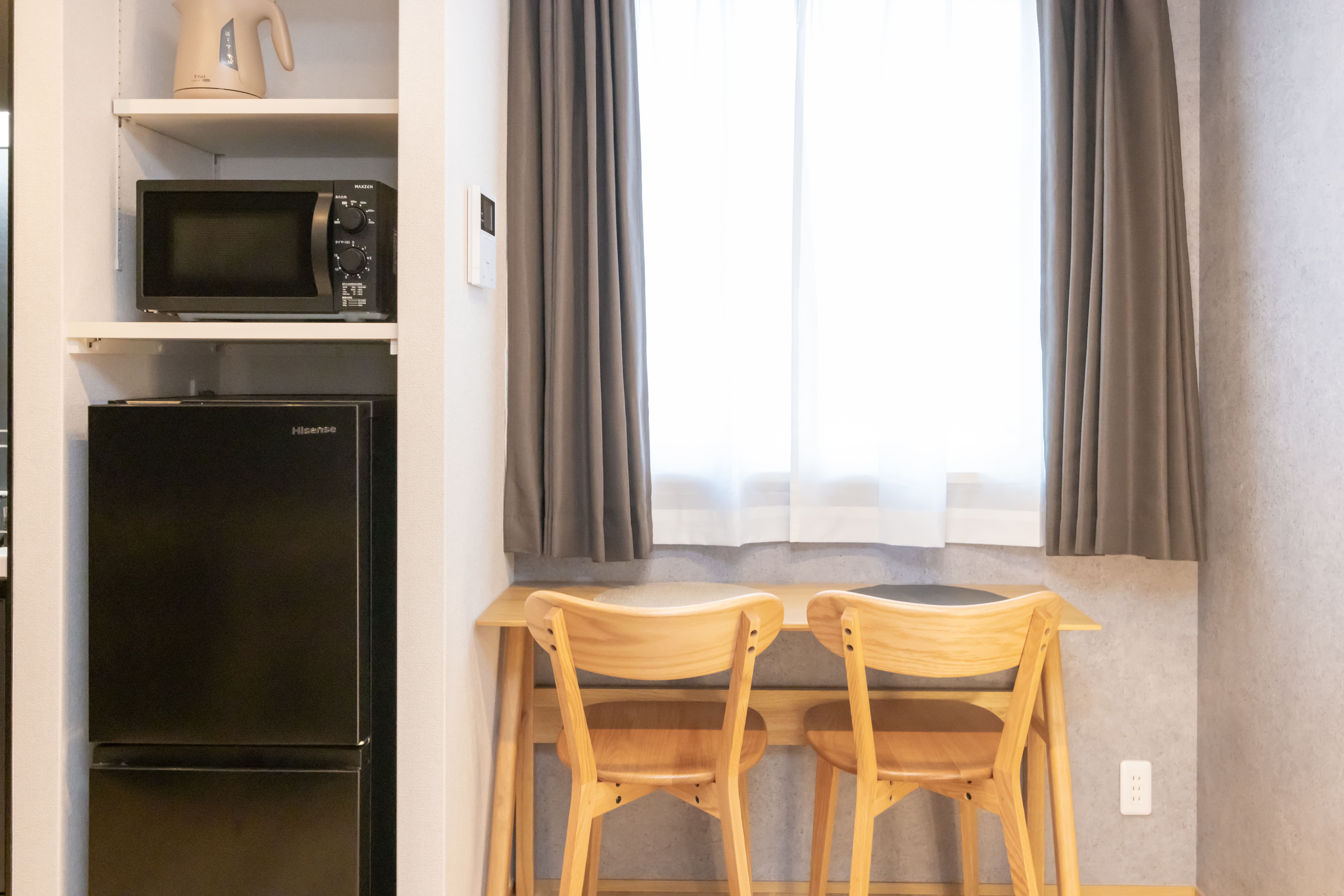 ダイニングテーブル