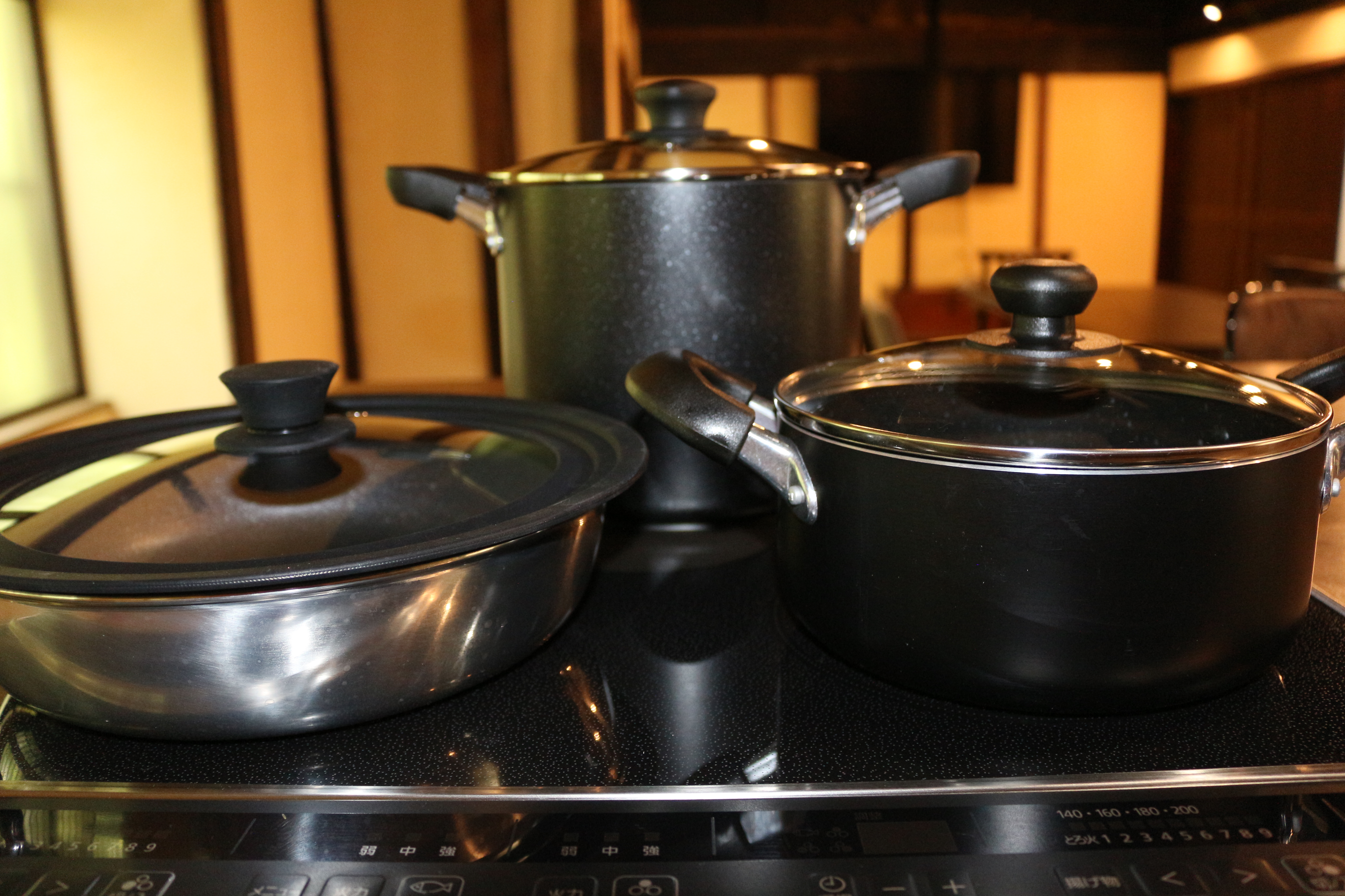 鍋、フライパン