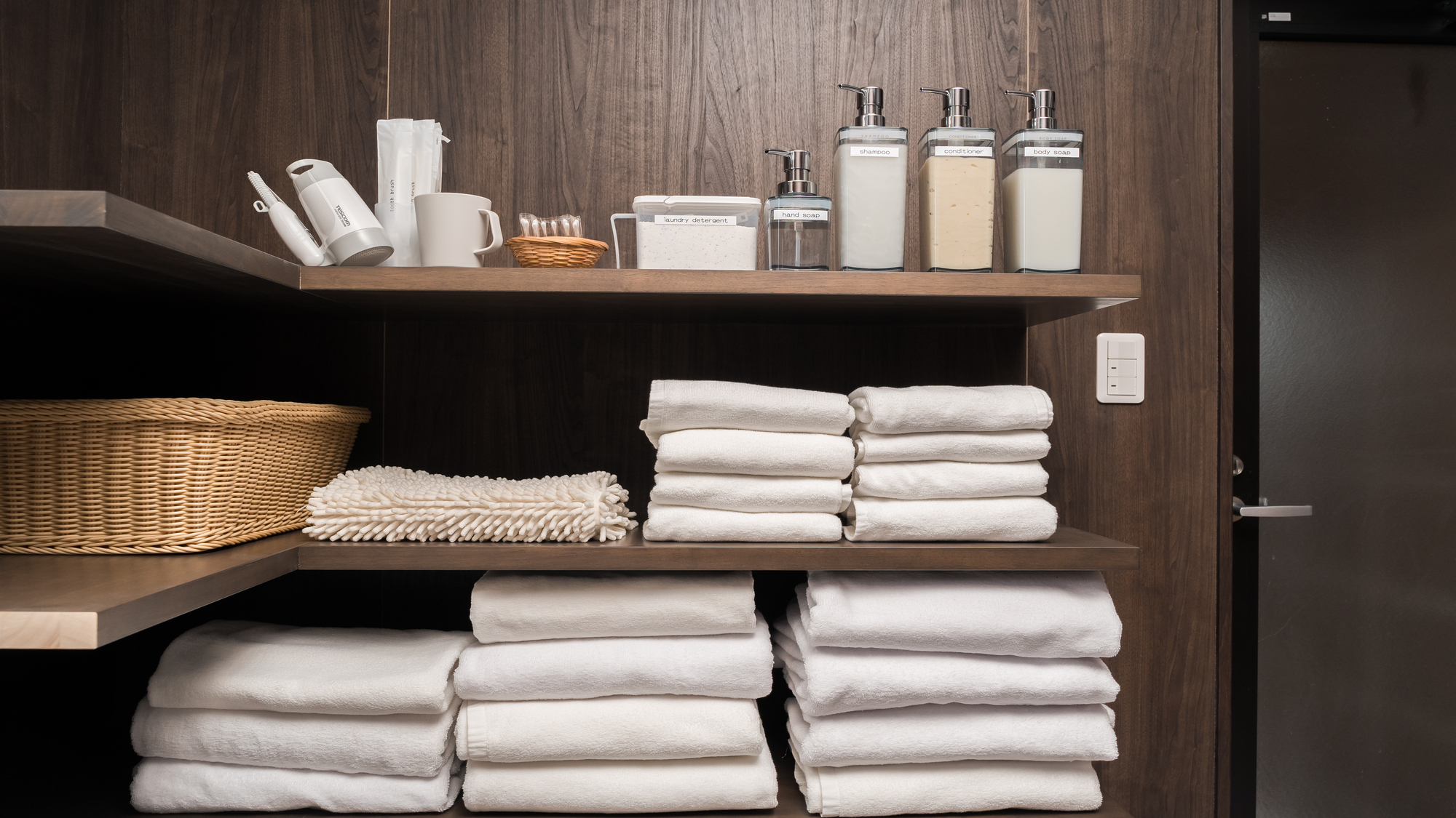 タオル、アメニティ類も完備