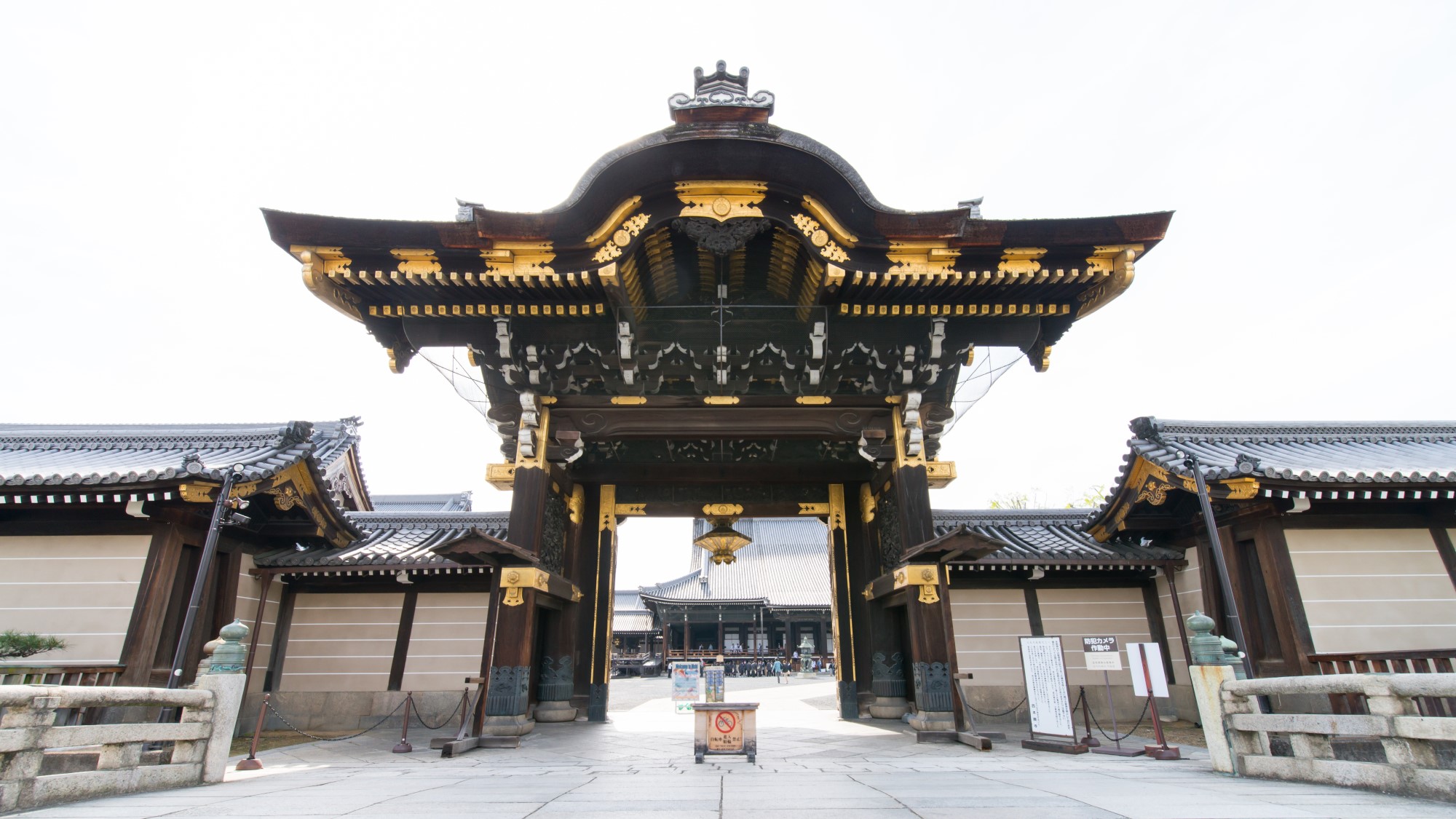 【徒歩7分】西本願寺