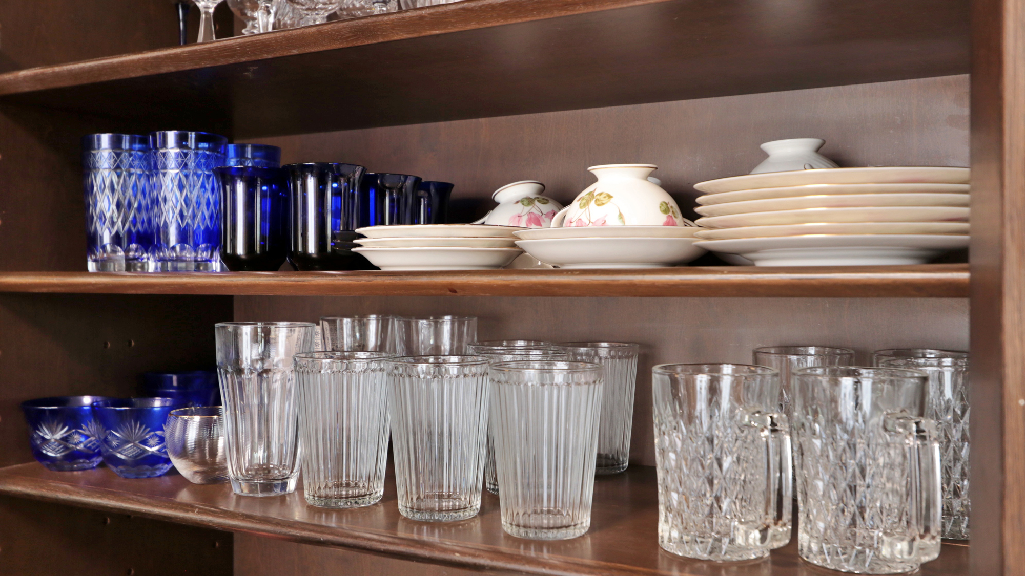 【館内設備】お使いになった食器類は洗っておいてください